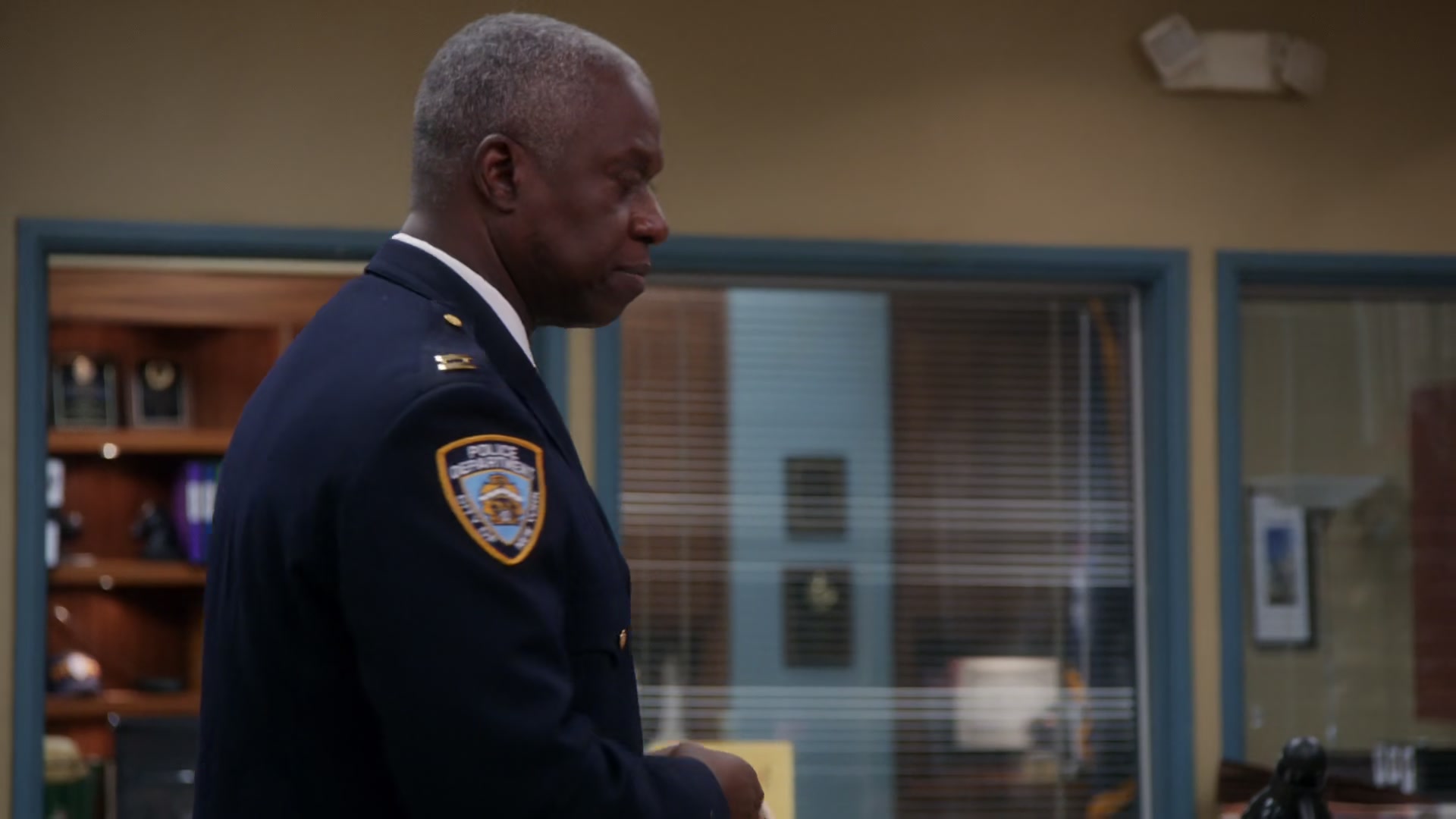 1x07_176.jpg