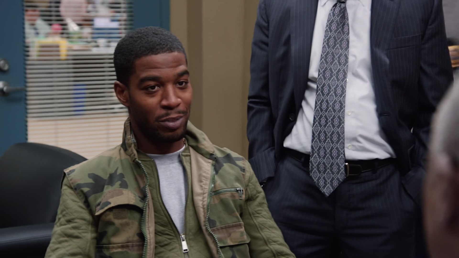 1x07_565.jpg