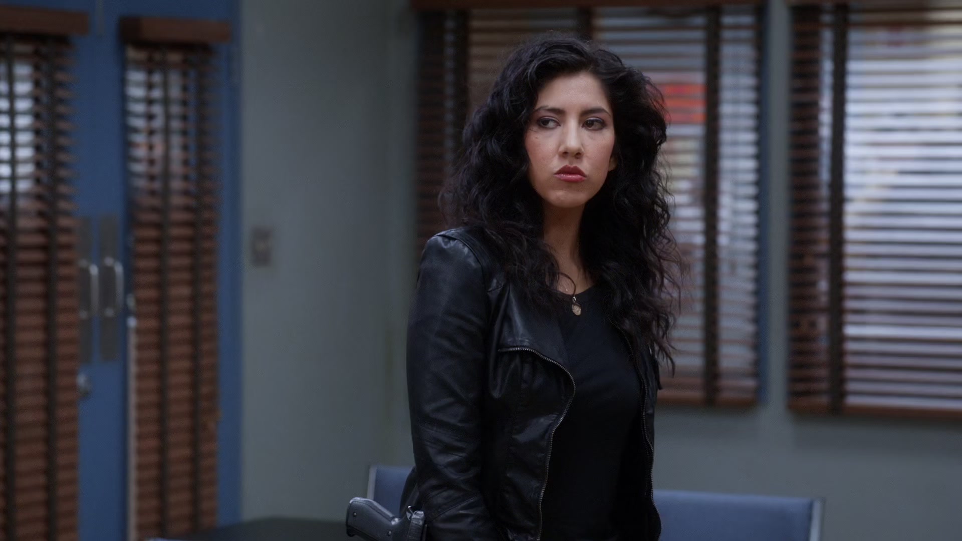 1x08_102.jpg