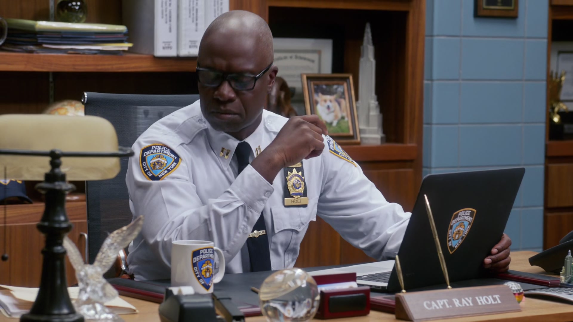 2x01_416.jpg