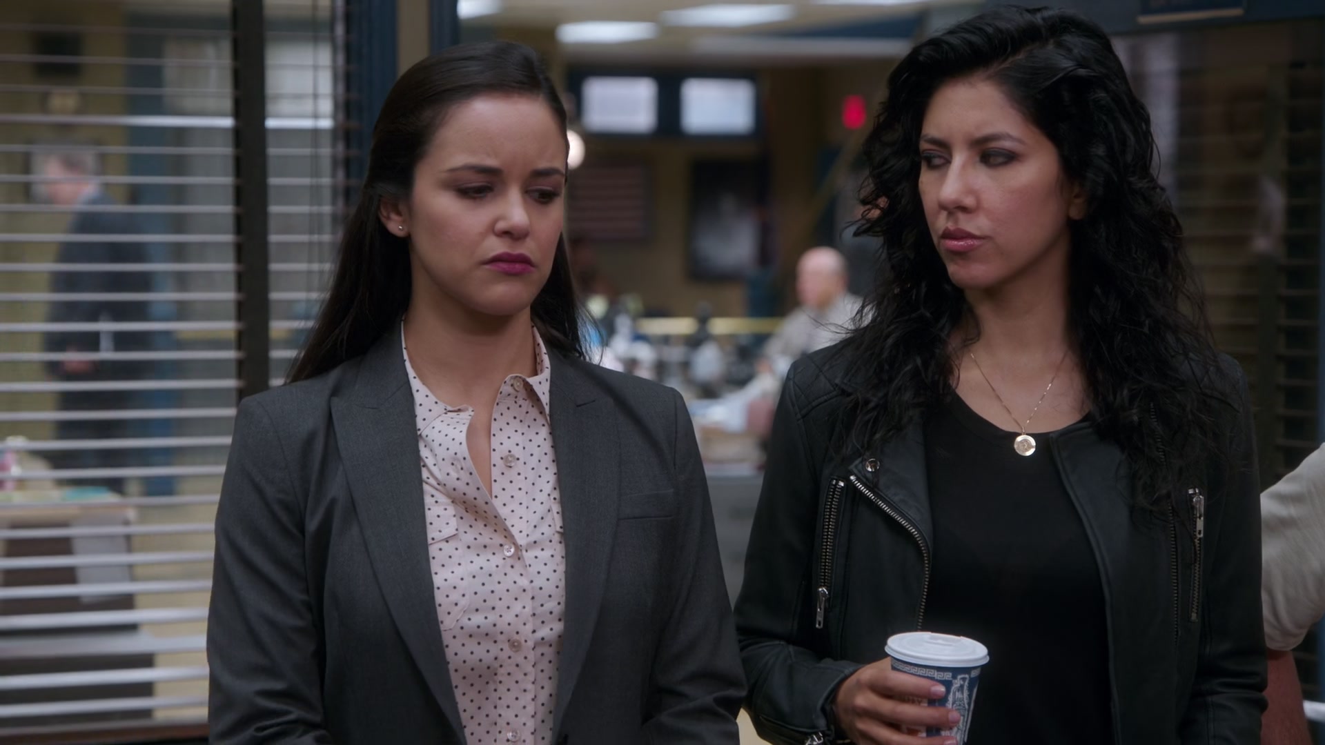 2x02_085.jpg