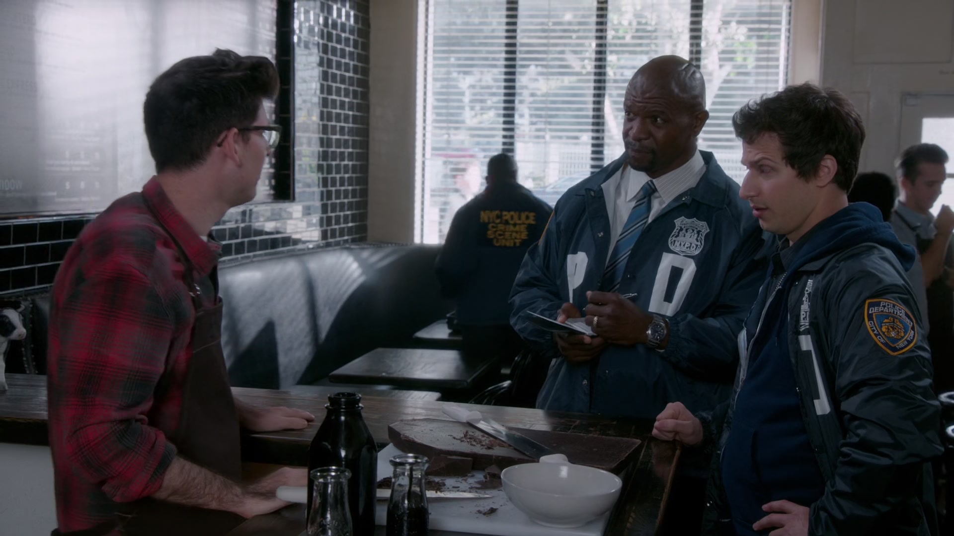2x02_100.jpg
