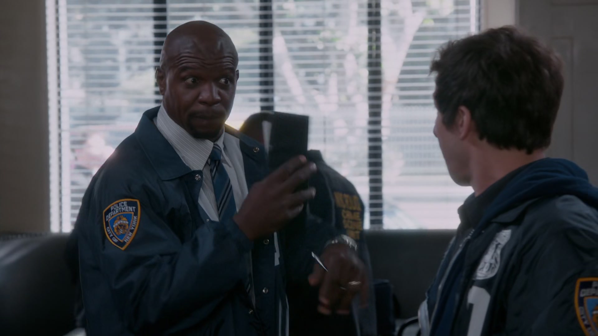 2x02_127.jpg