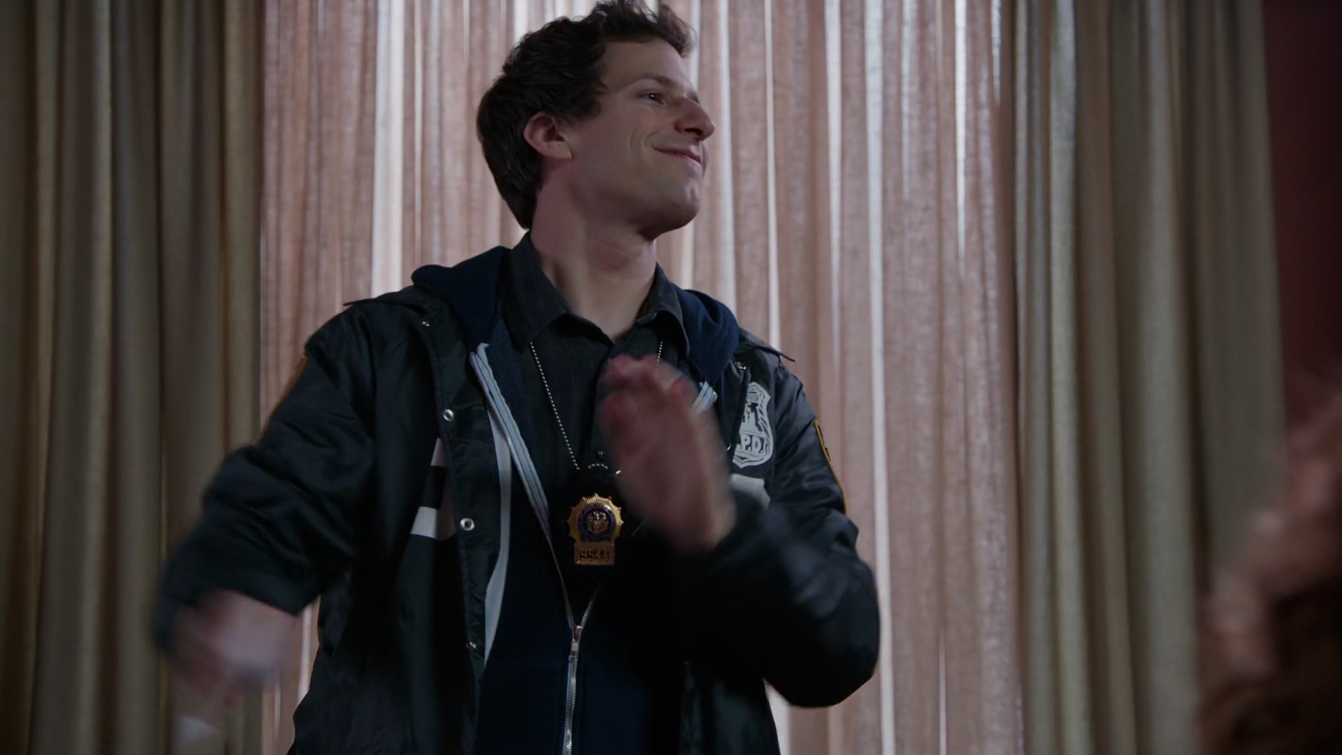 2x02_388.jpg