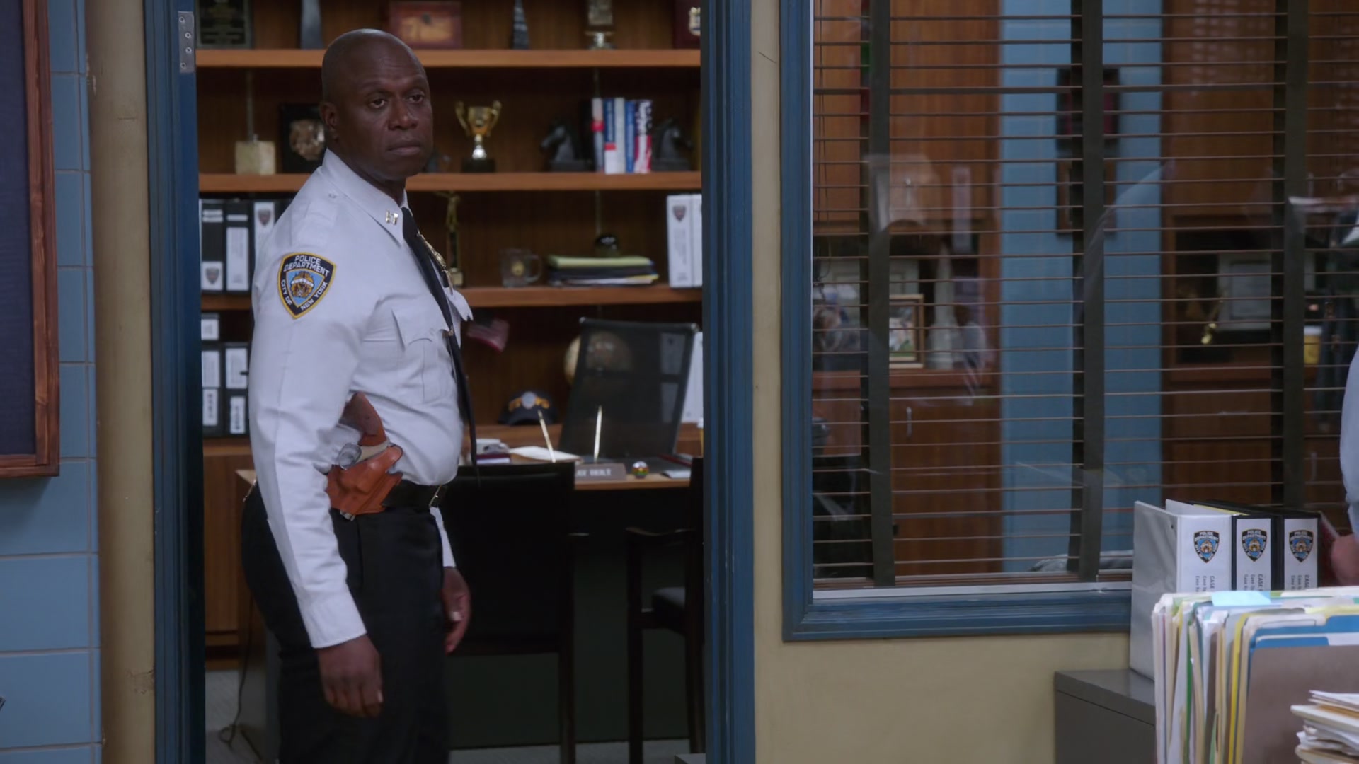 2x02_604.jpg