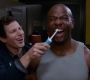 2x02_212.jpg