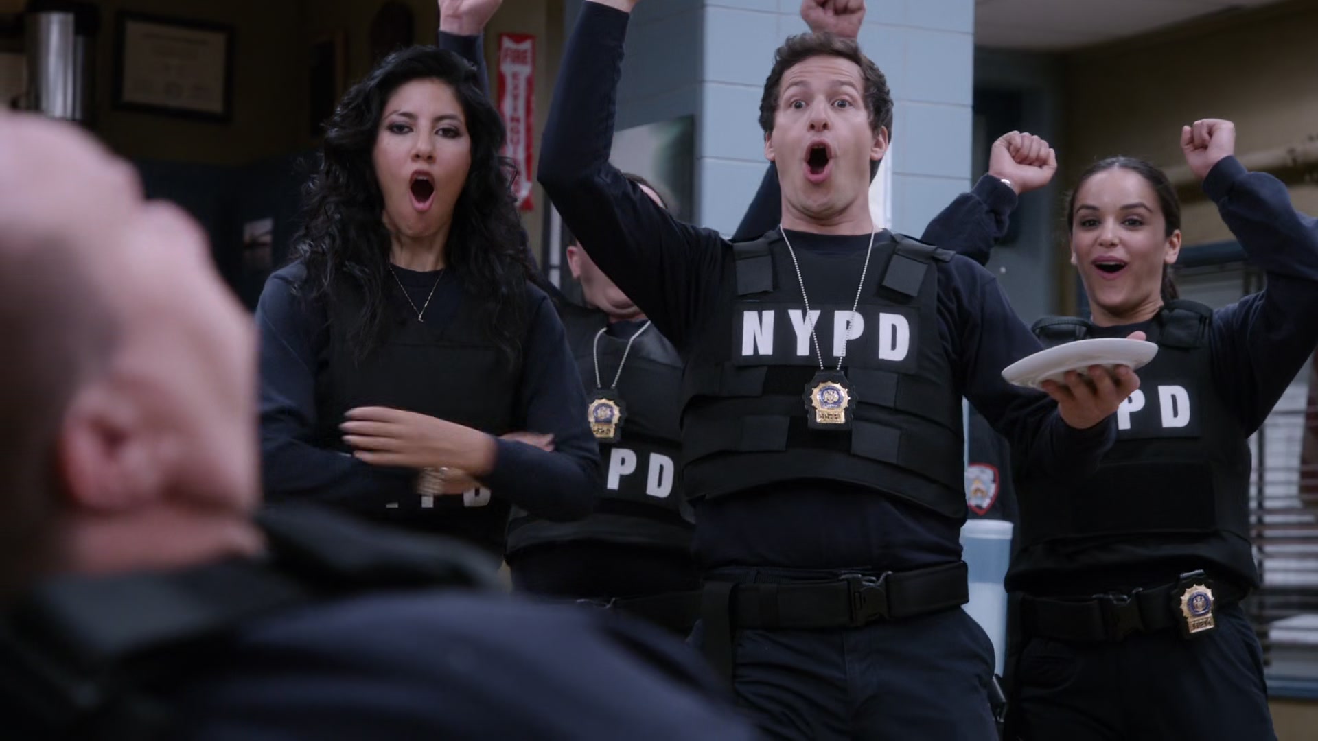 2x03_076.jpg