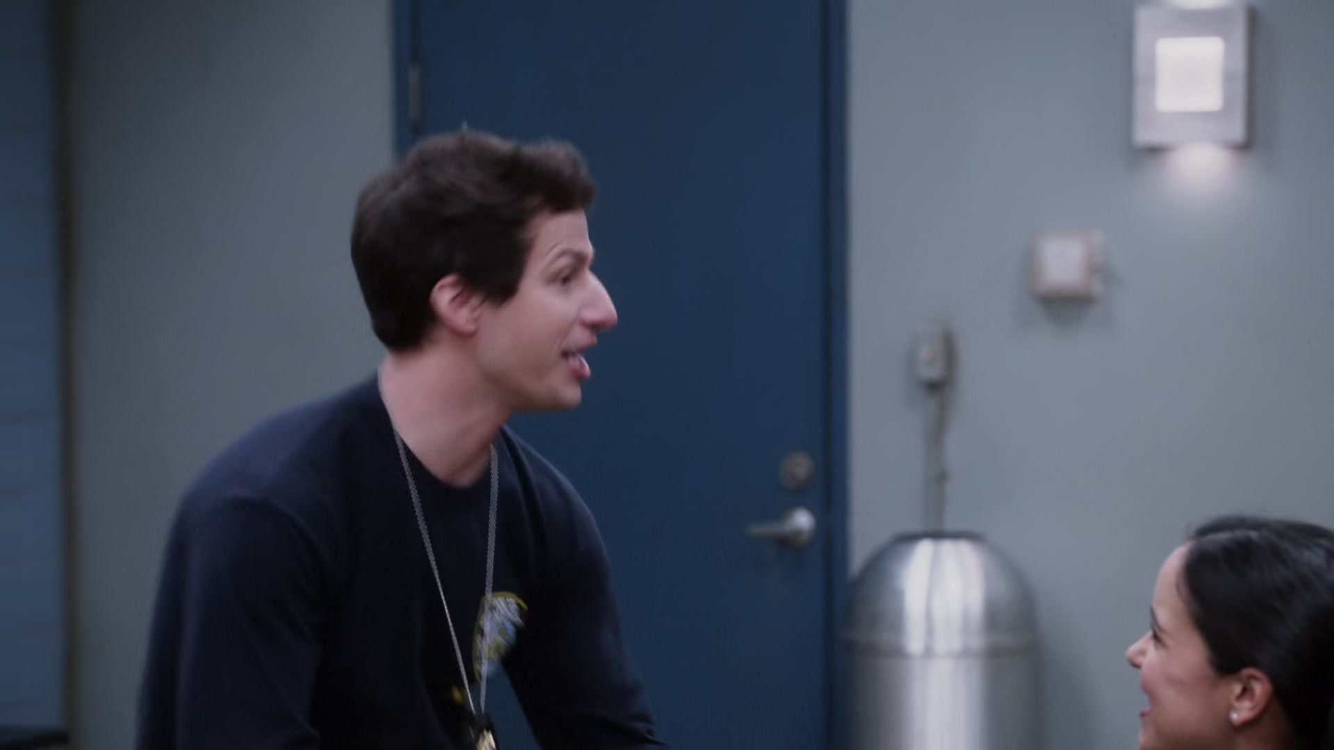2x03_081.jpg
