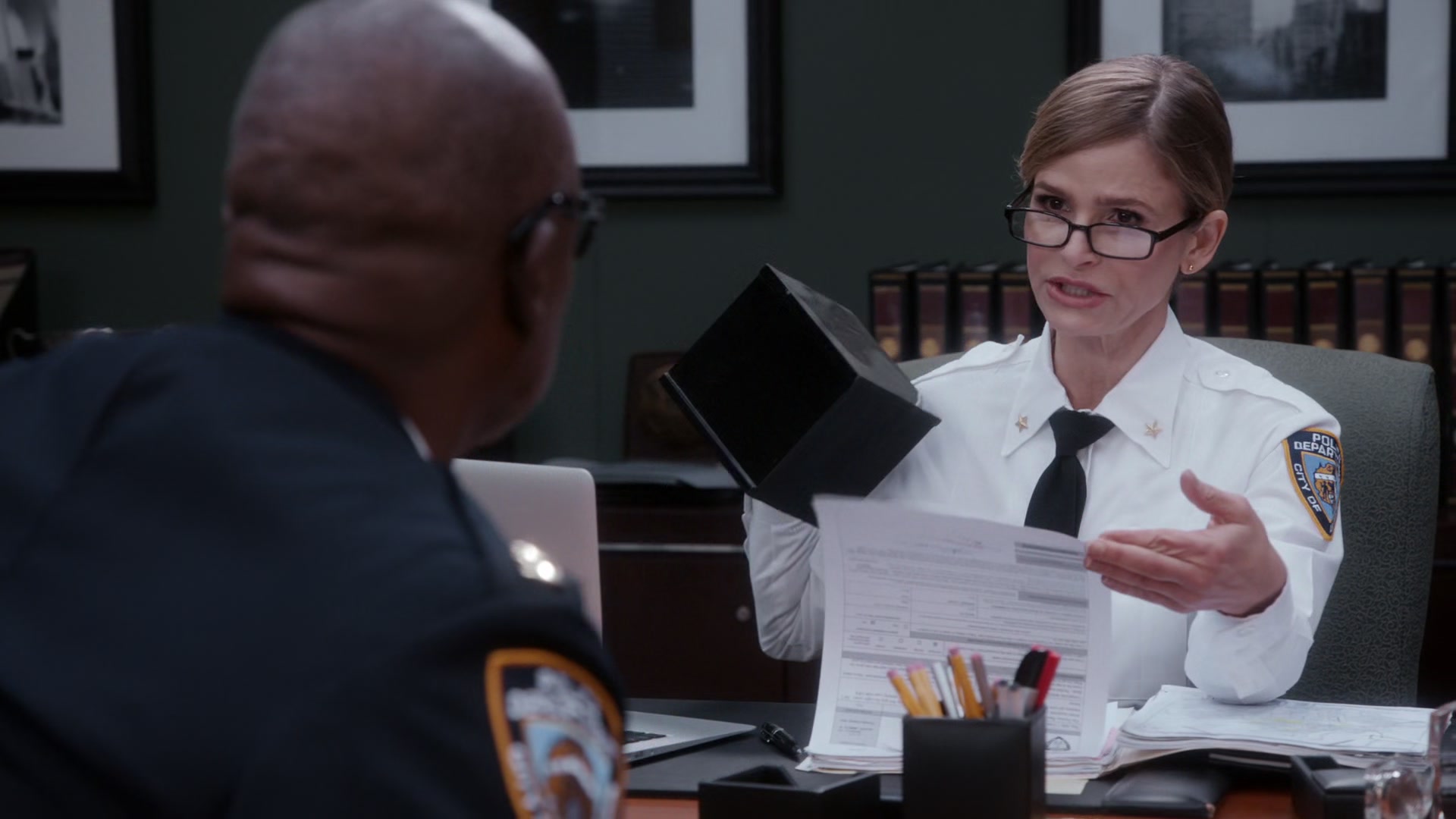 2x03_099.jpg