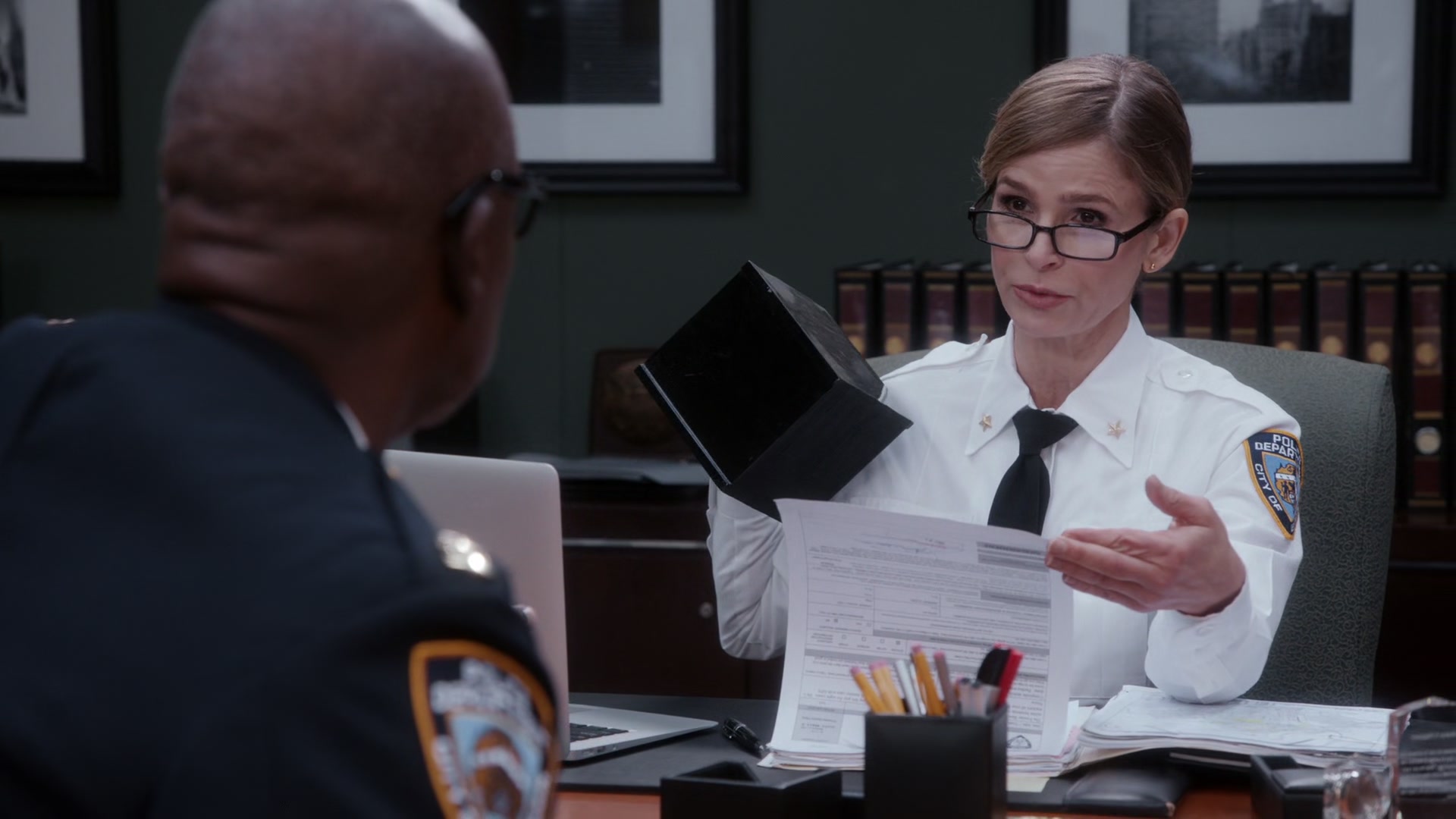 2x03_100.jpg