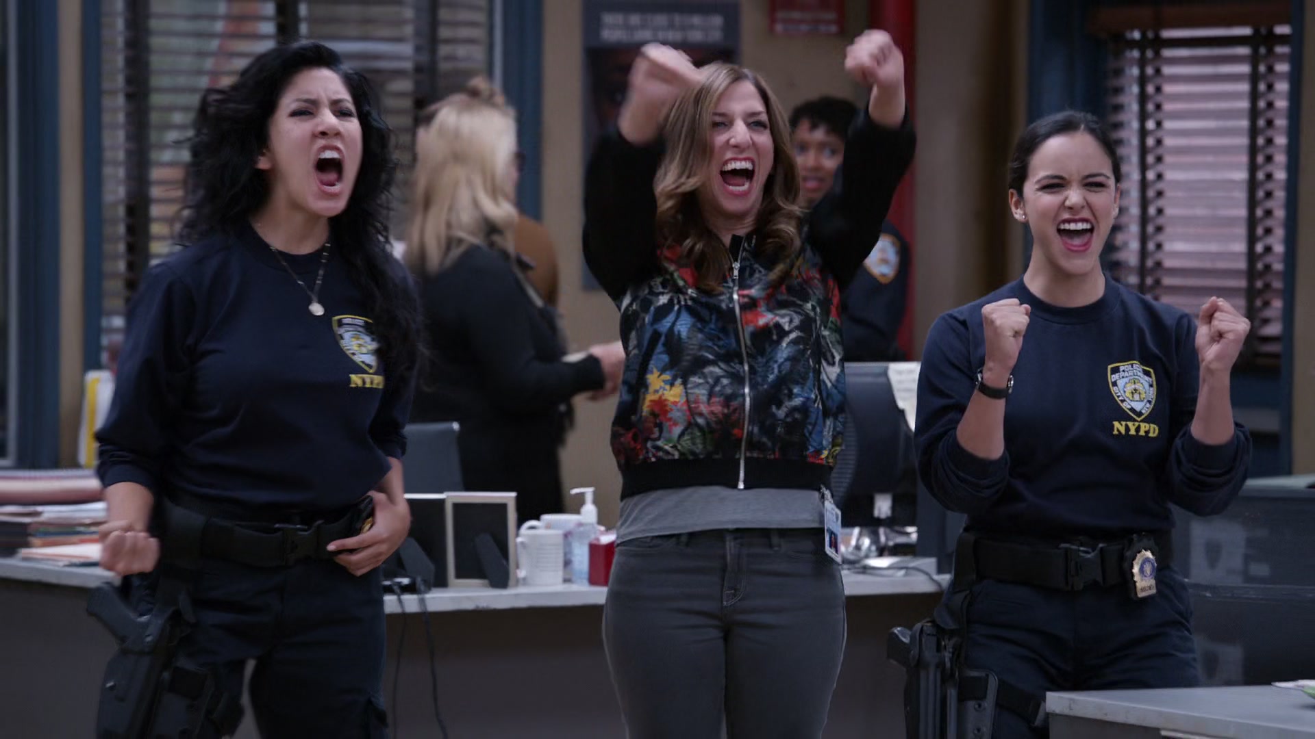2x03_167.jpg