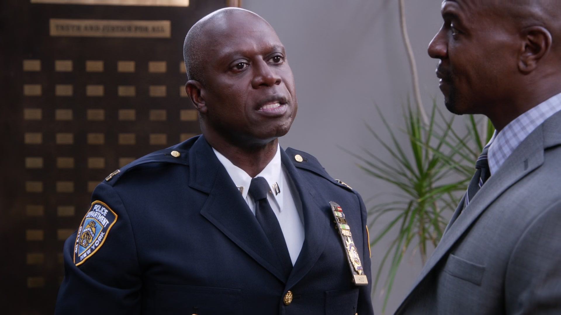 2x03_248.jpg