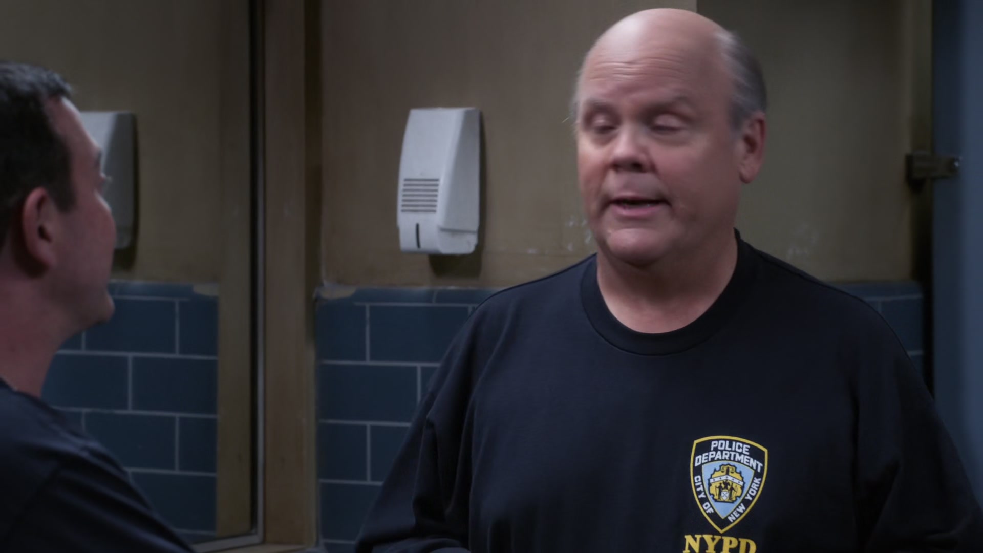 2x03_264.jpg