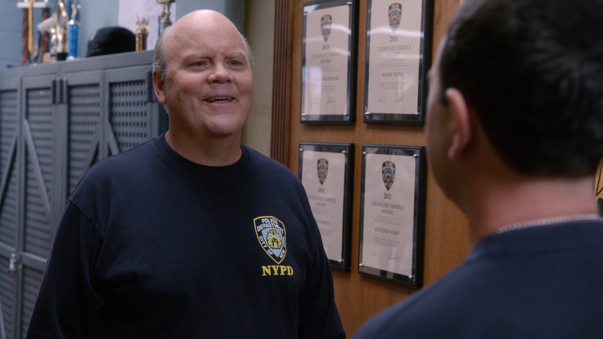 2x03_410.jpg
