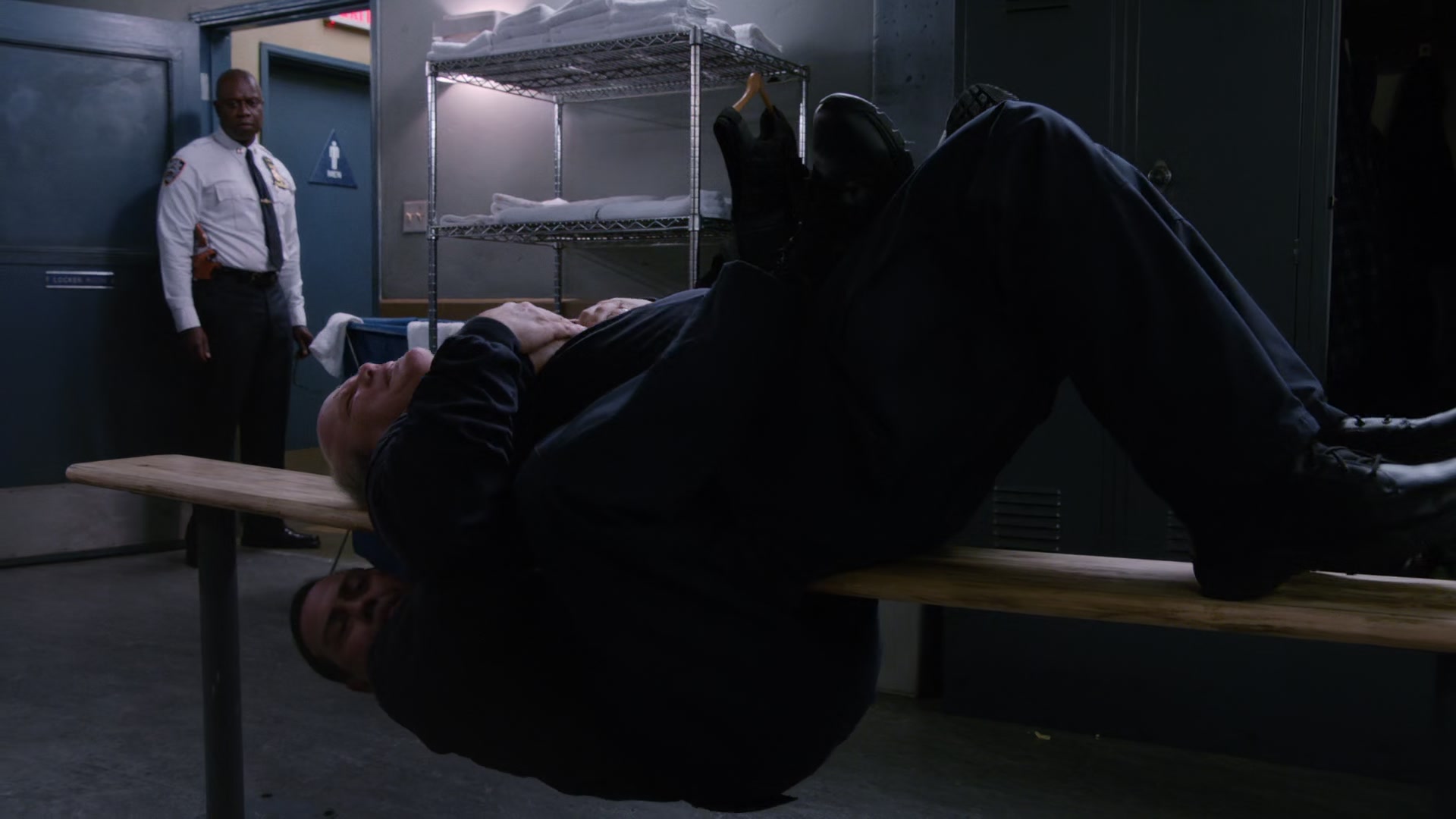 2x03_583.jpg