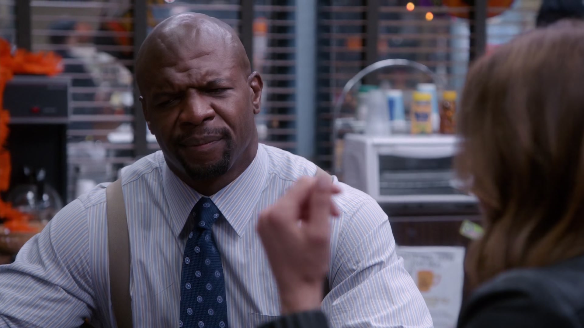 2x04_410.jpg