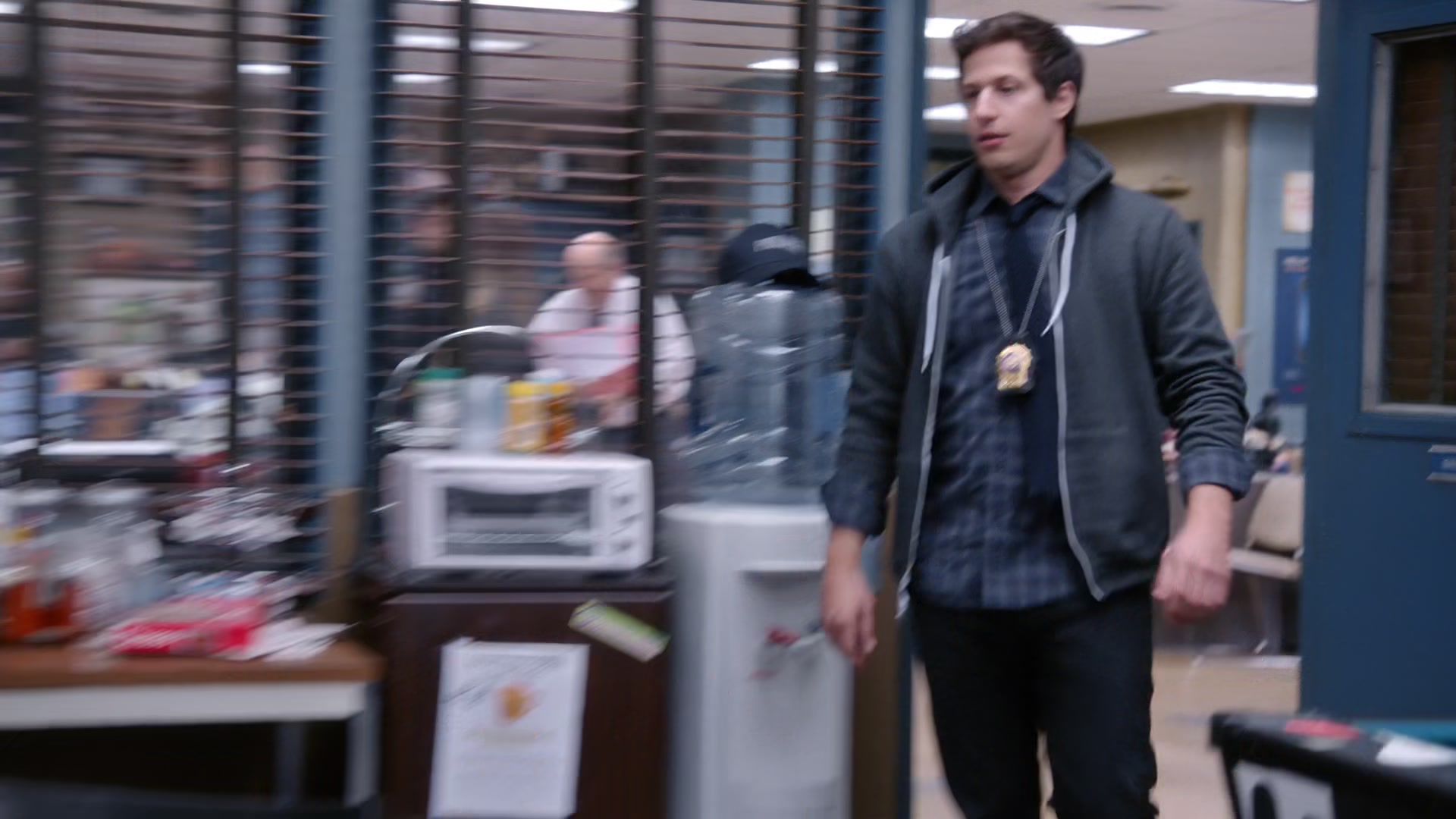 2x05_044.jpg