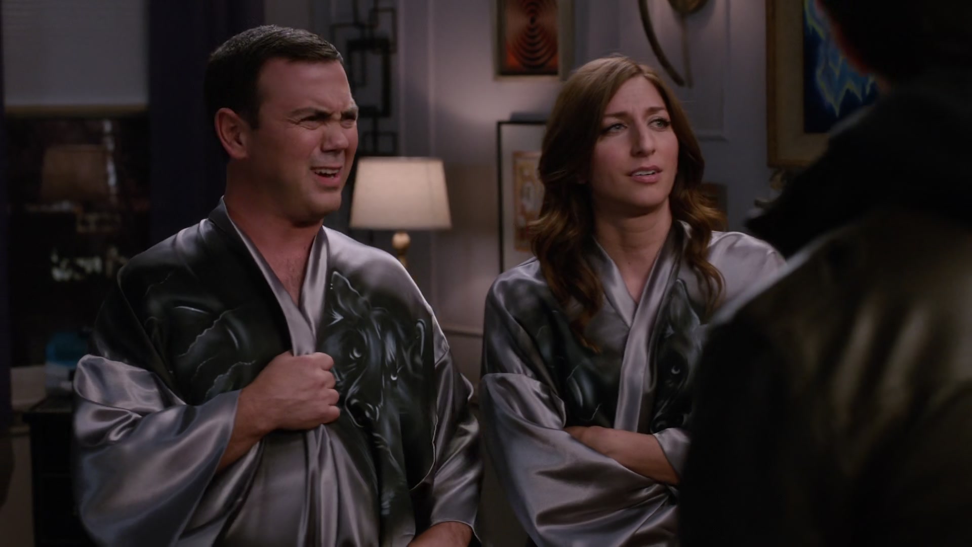 2x05_212.jpg