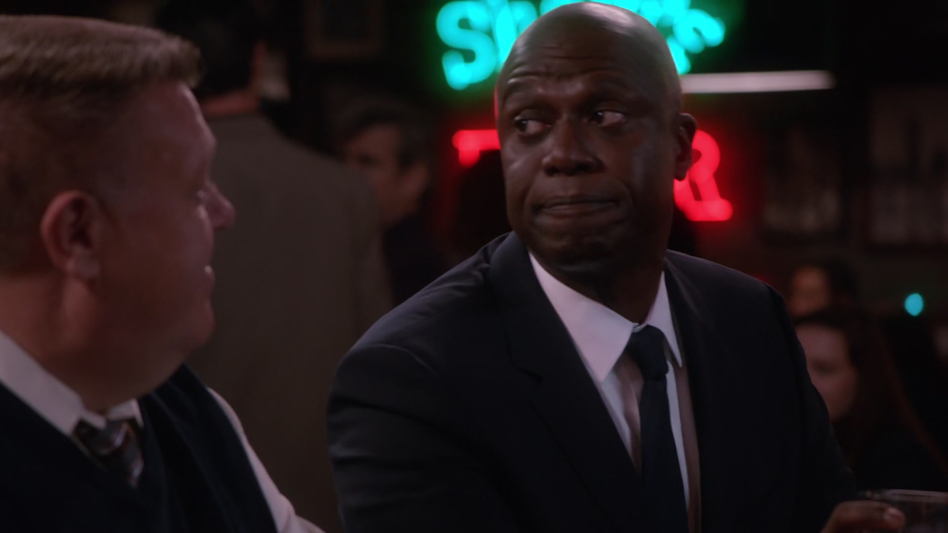 2x05_276.jpg
