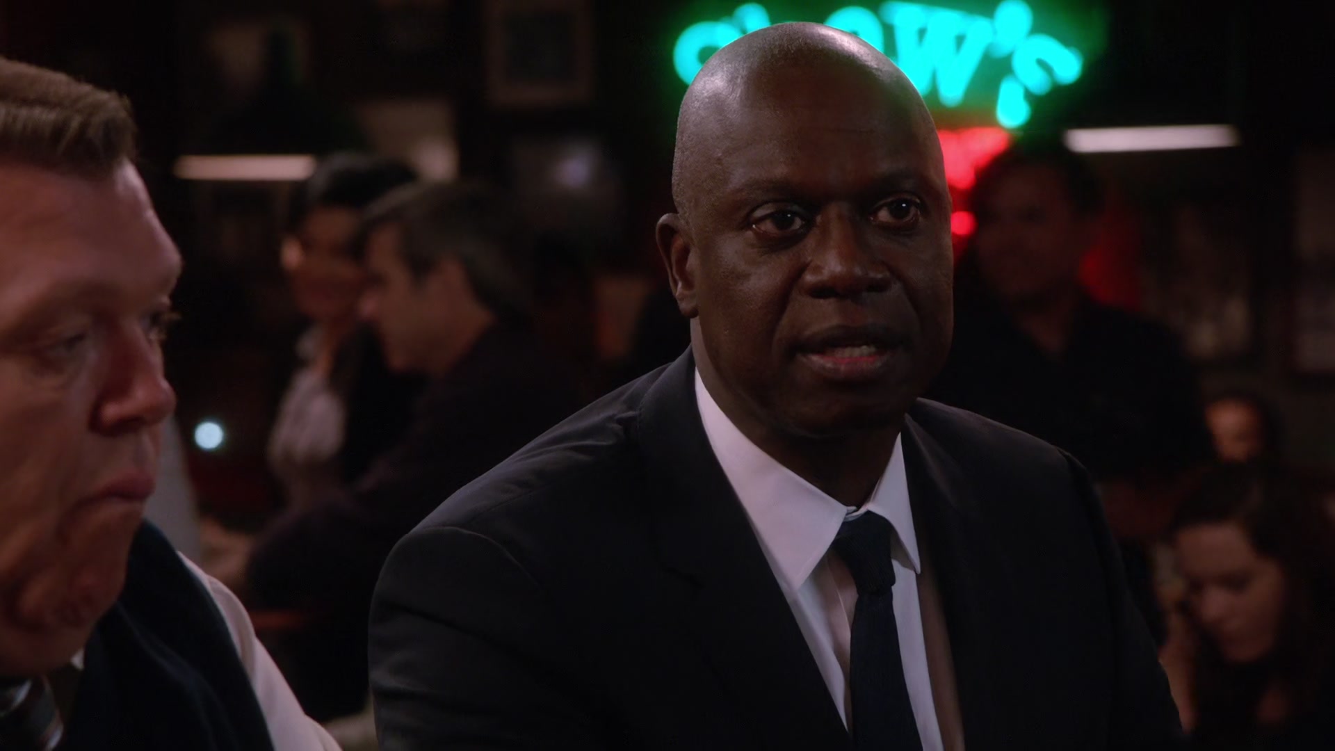 2x05_285.jpg