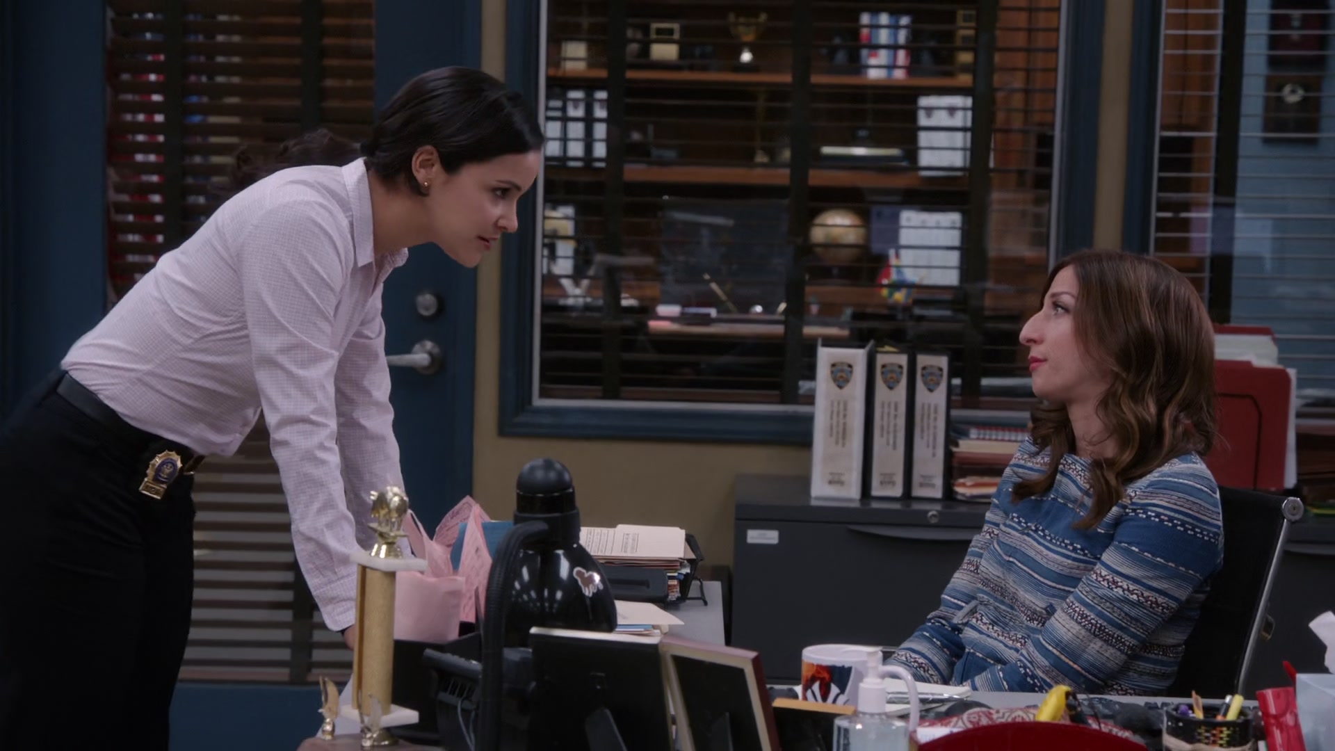 2x05_521.jpg