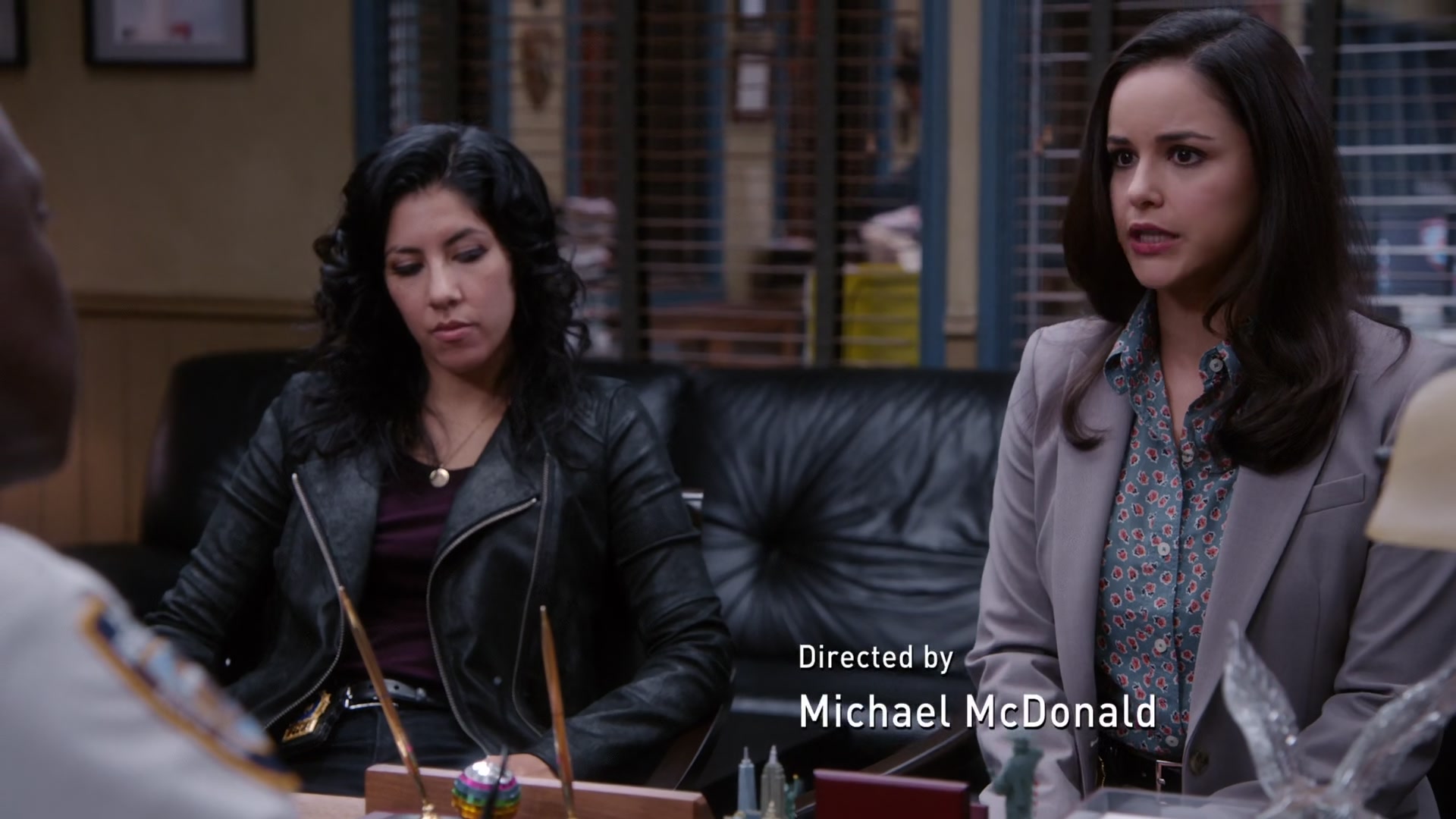 2x06_102.jpg