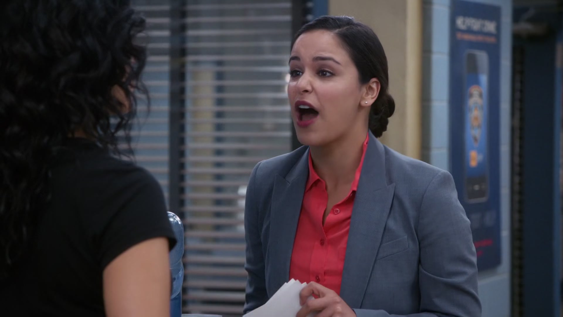 2x06_429.jpg
