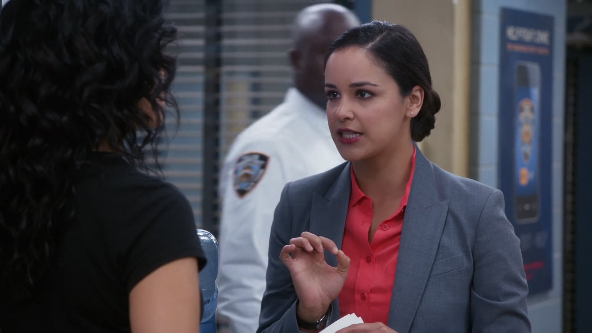 2x06_431.jpg