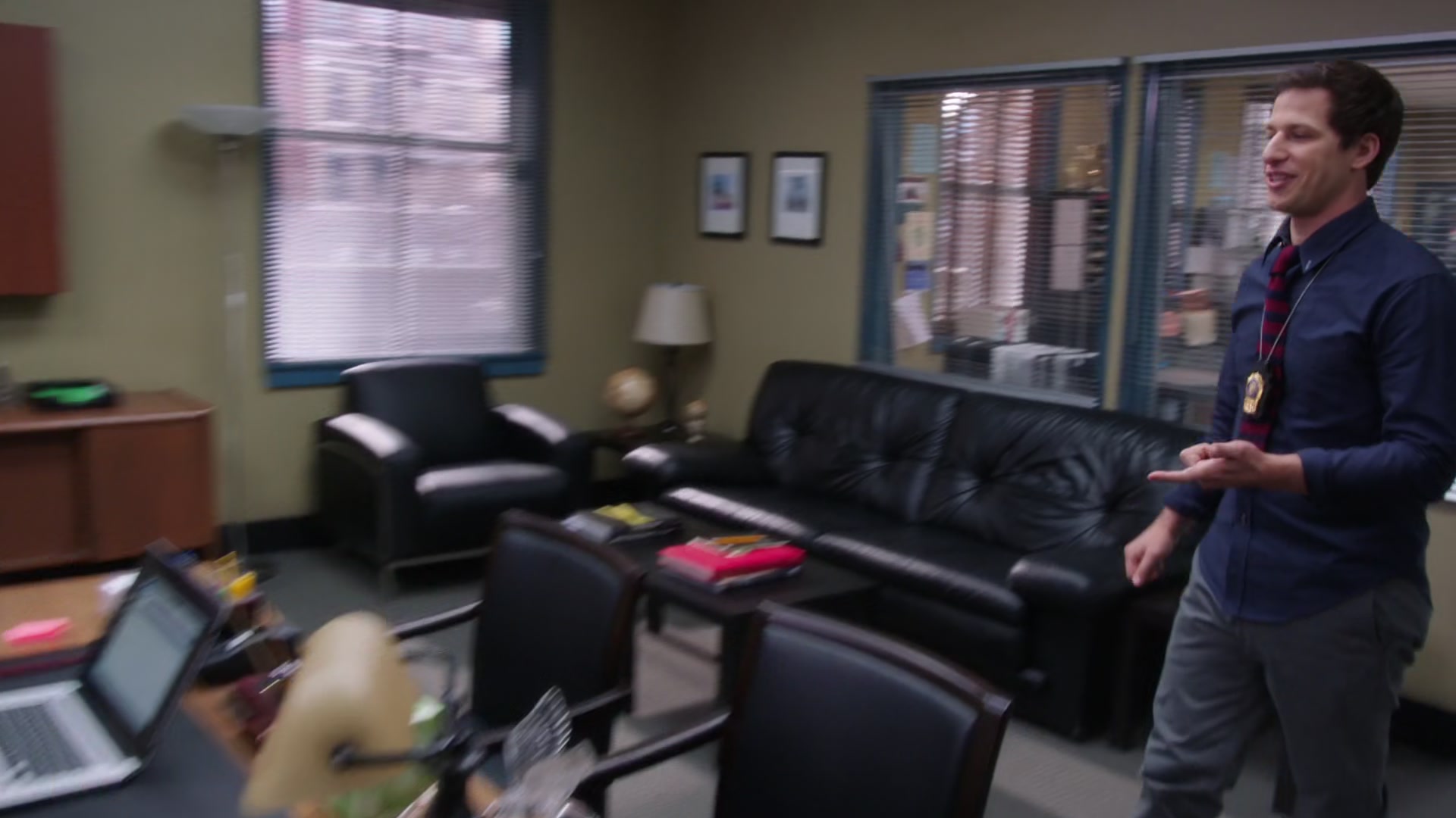 2x07_028.jpg