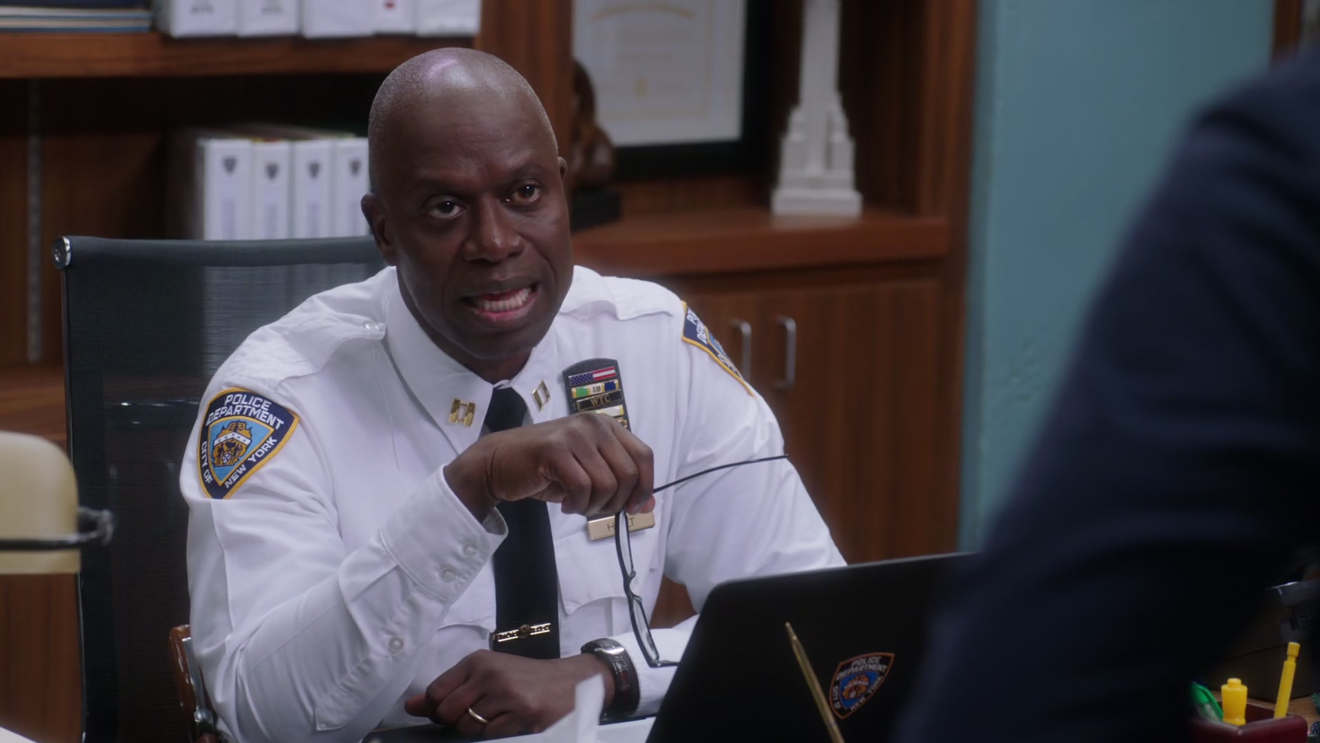 2x07_035.jpg