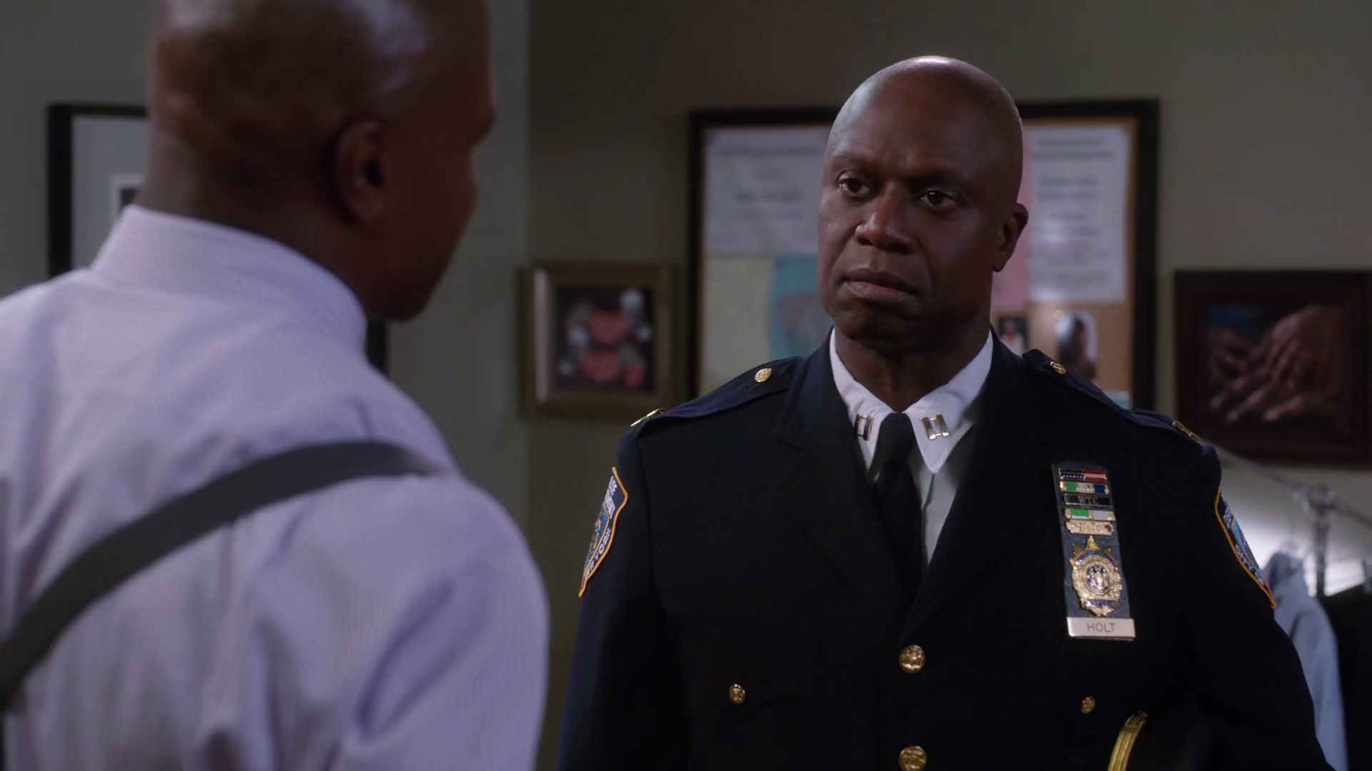 2x07_579.jpg