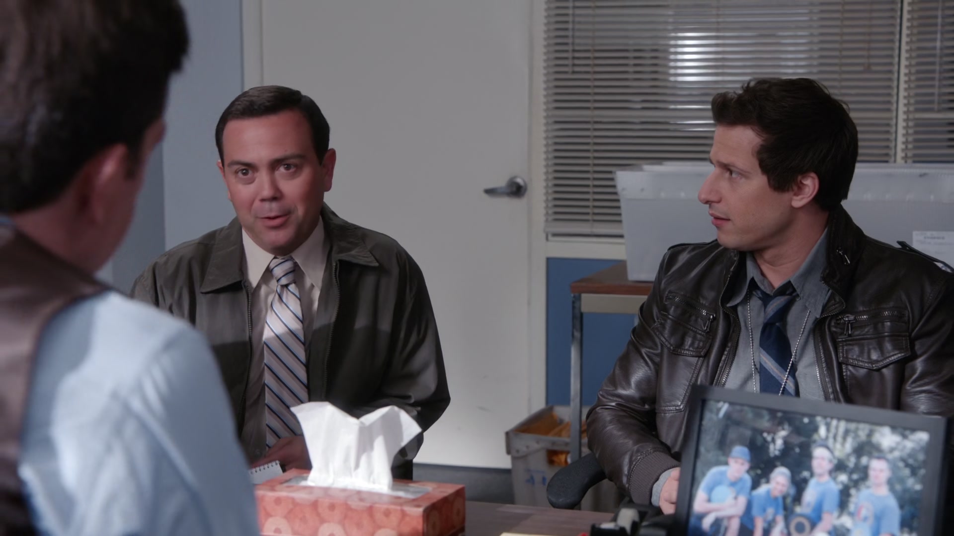 2x08_128.jpg