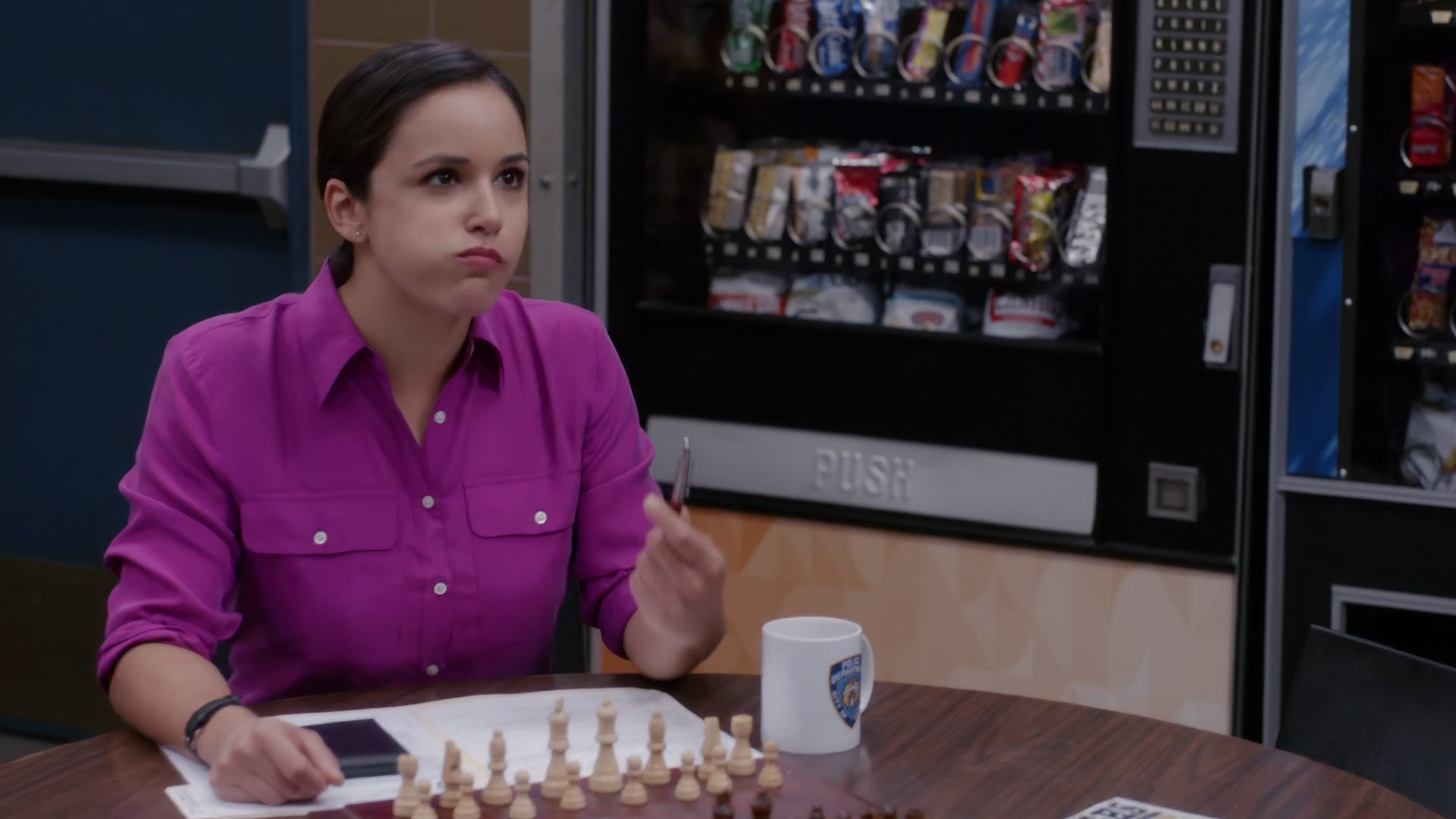 2x08_159.jpg