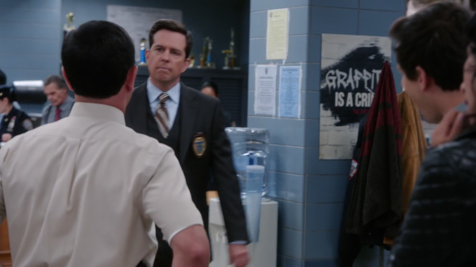 2x08_207.jpg
