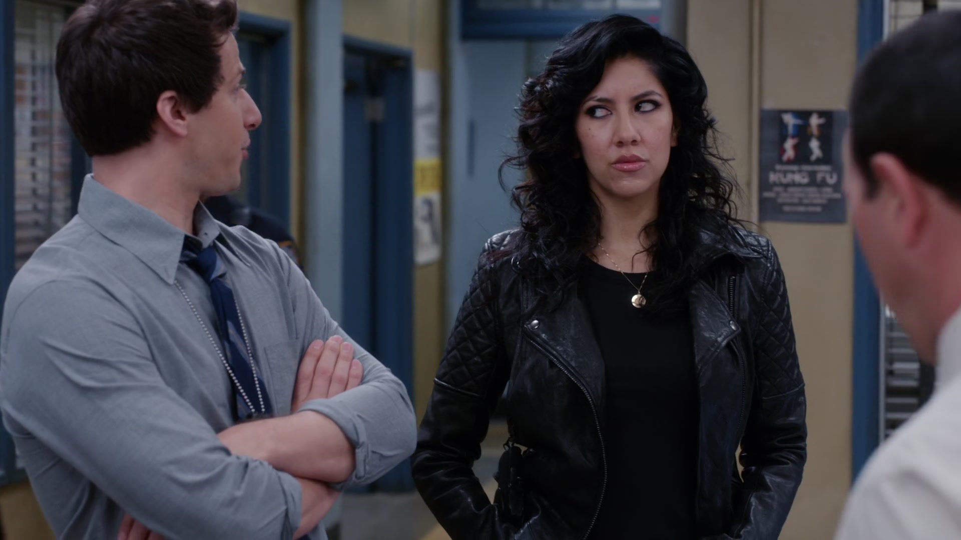 2x08_215.jpg