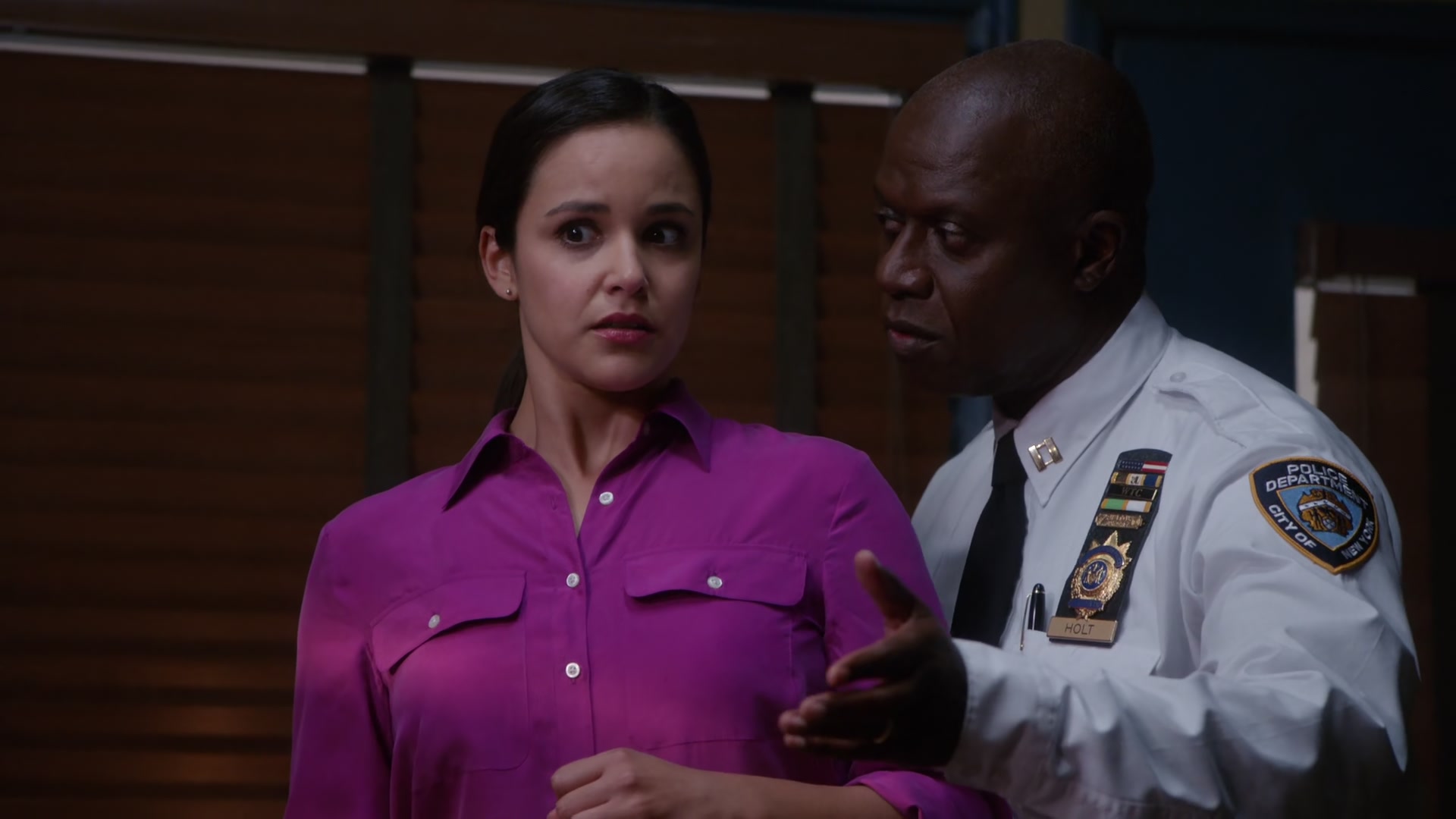 2x08_437.jpg