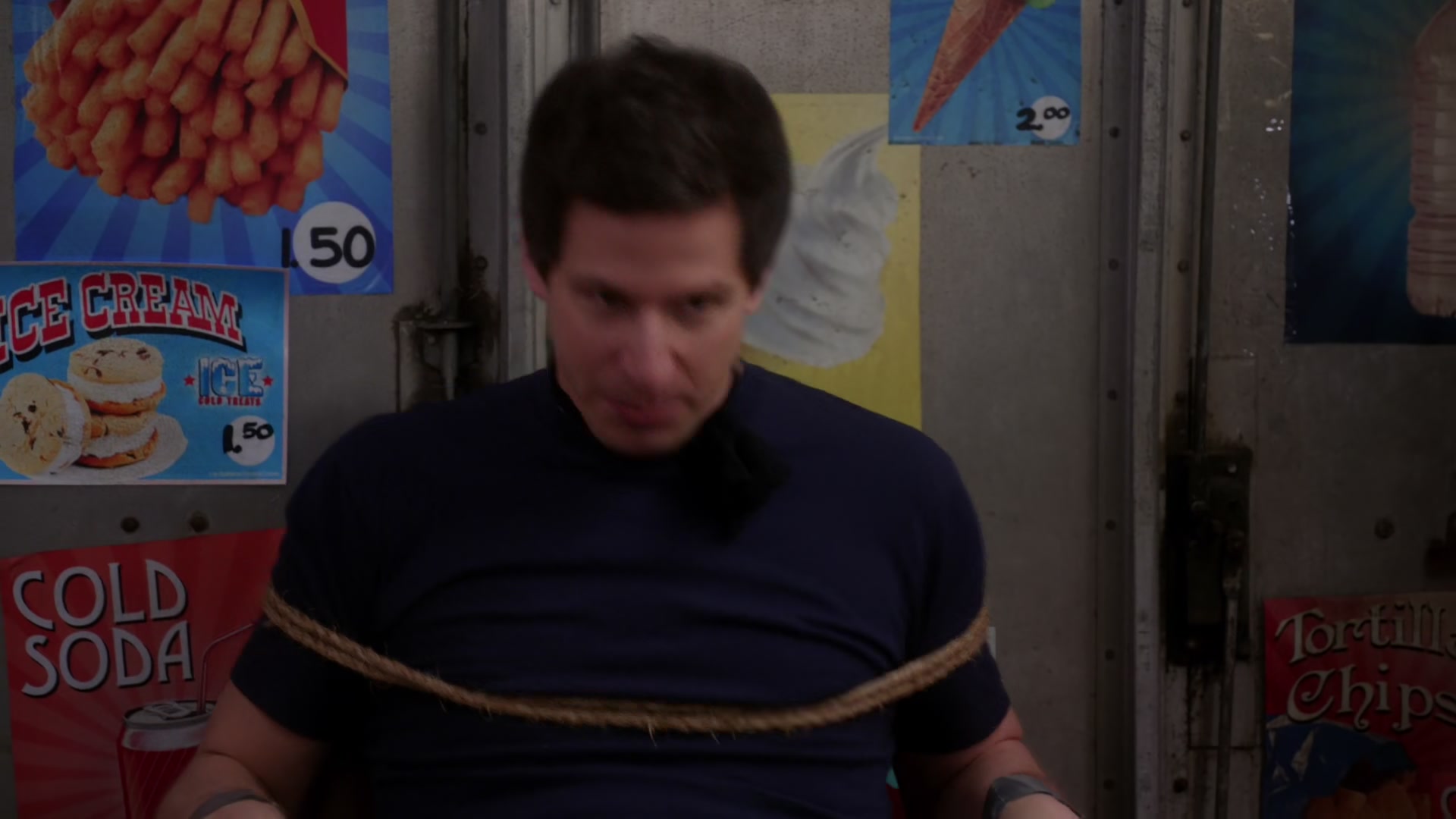 2x19_489.jpg
