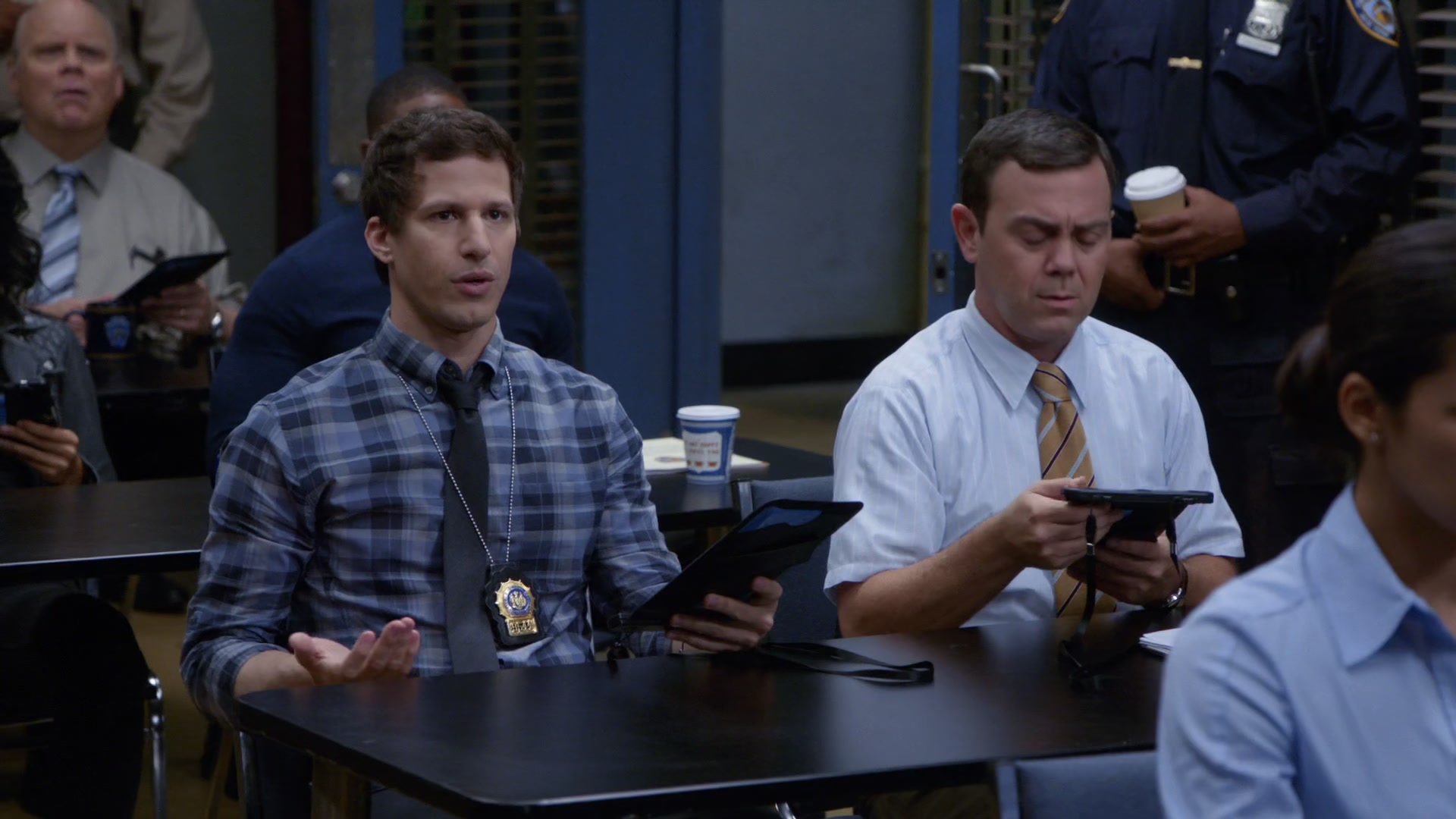 3x01_151.jpg