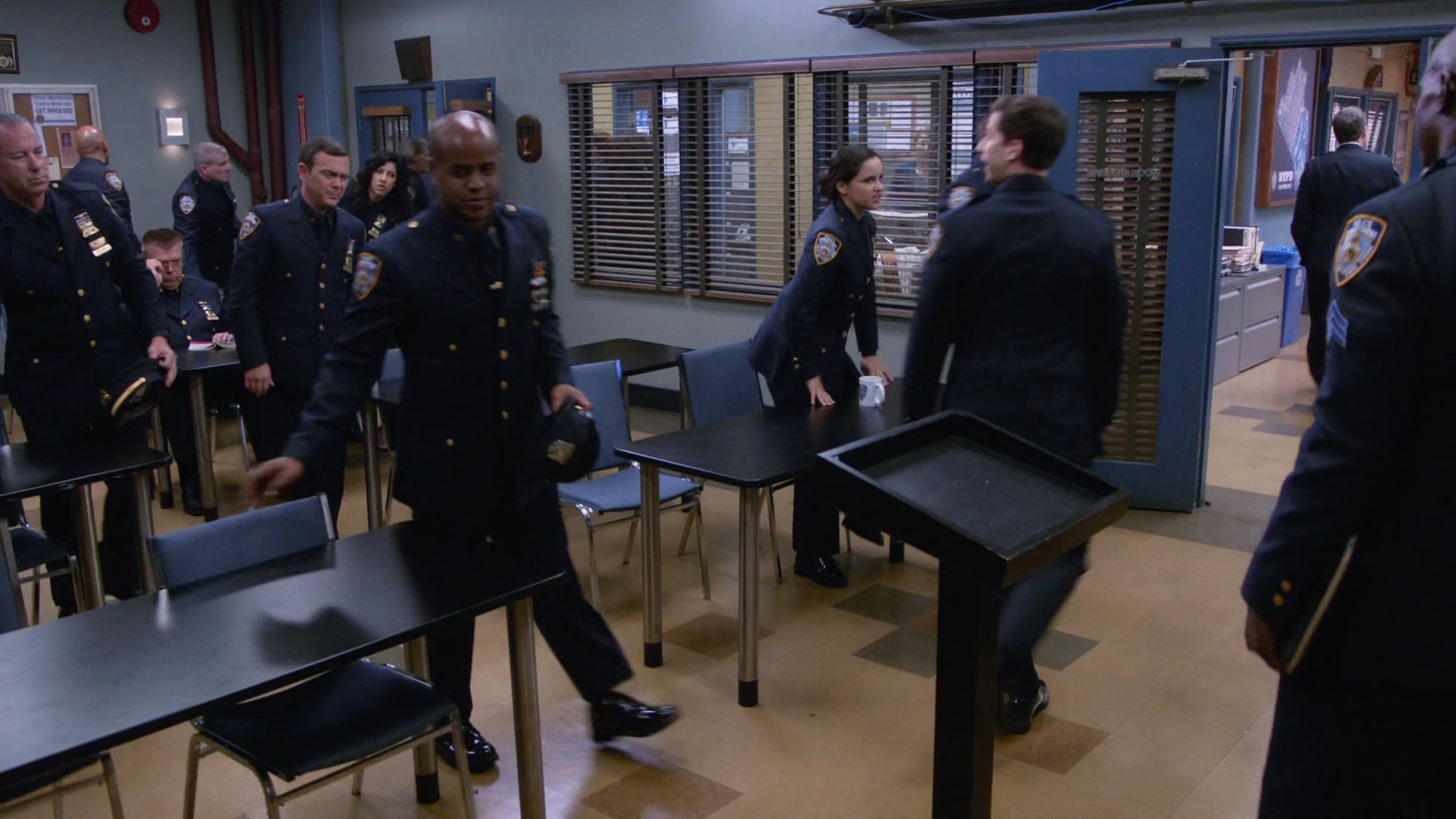 3x02_014.jpg