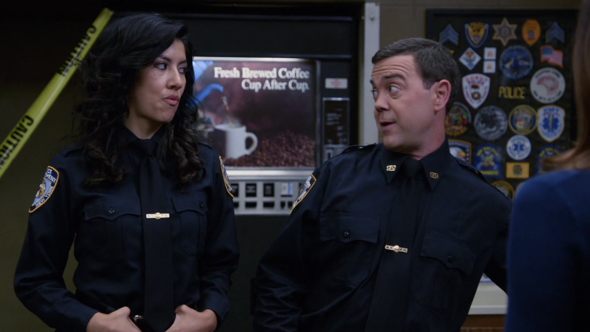 3x02_154.jpg