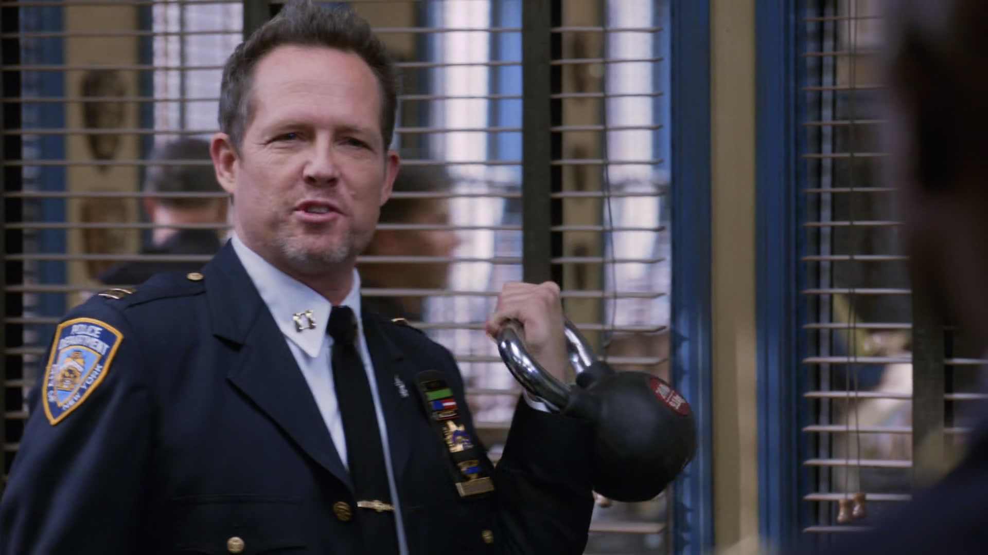 3x02_183.jpg