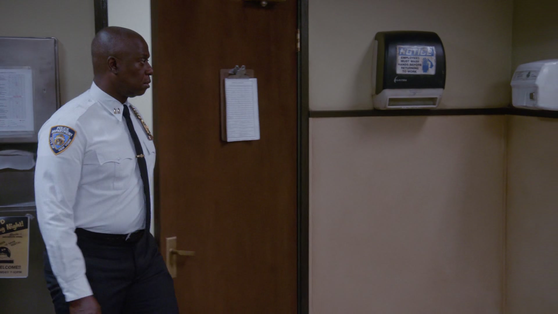3x04_174.jpg