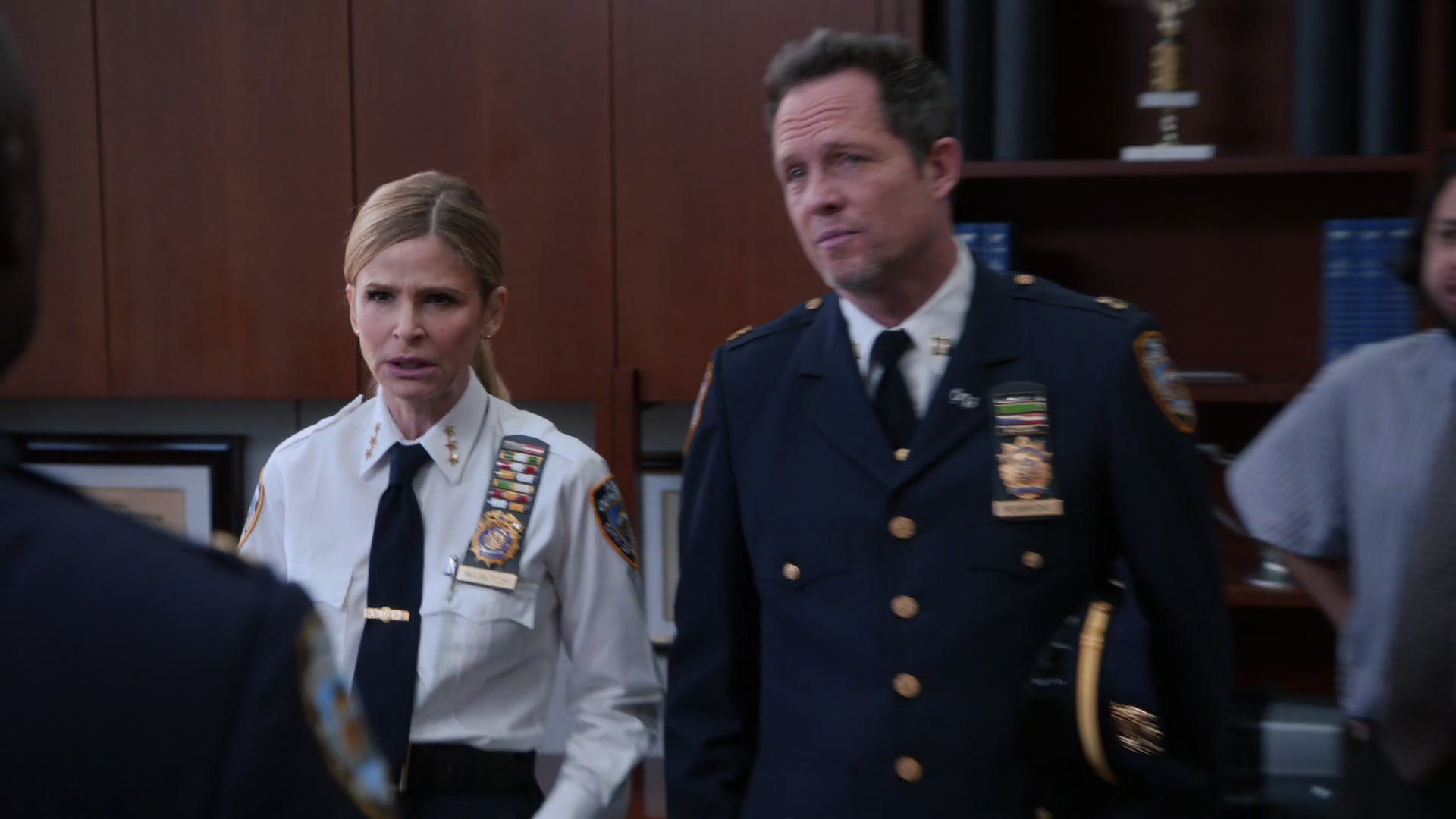 3x04_338.jpg