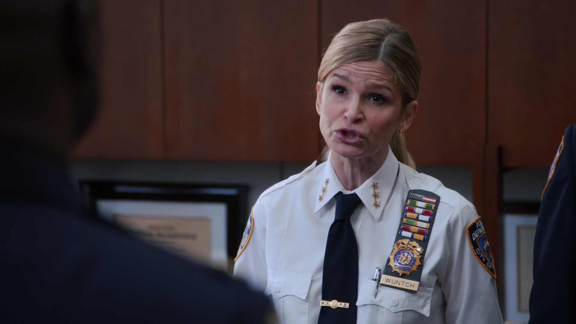 3x04_345.jpg