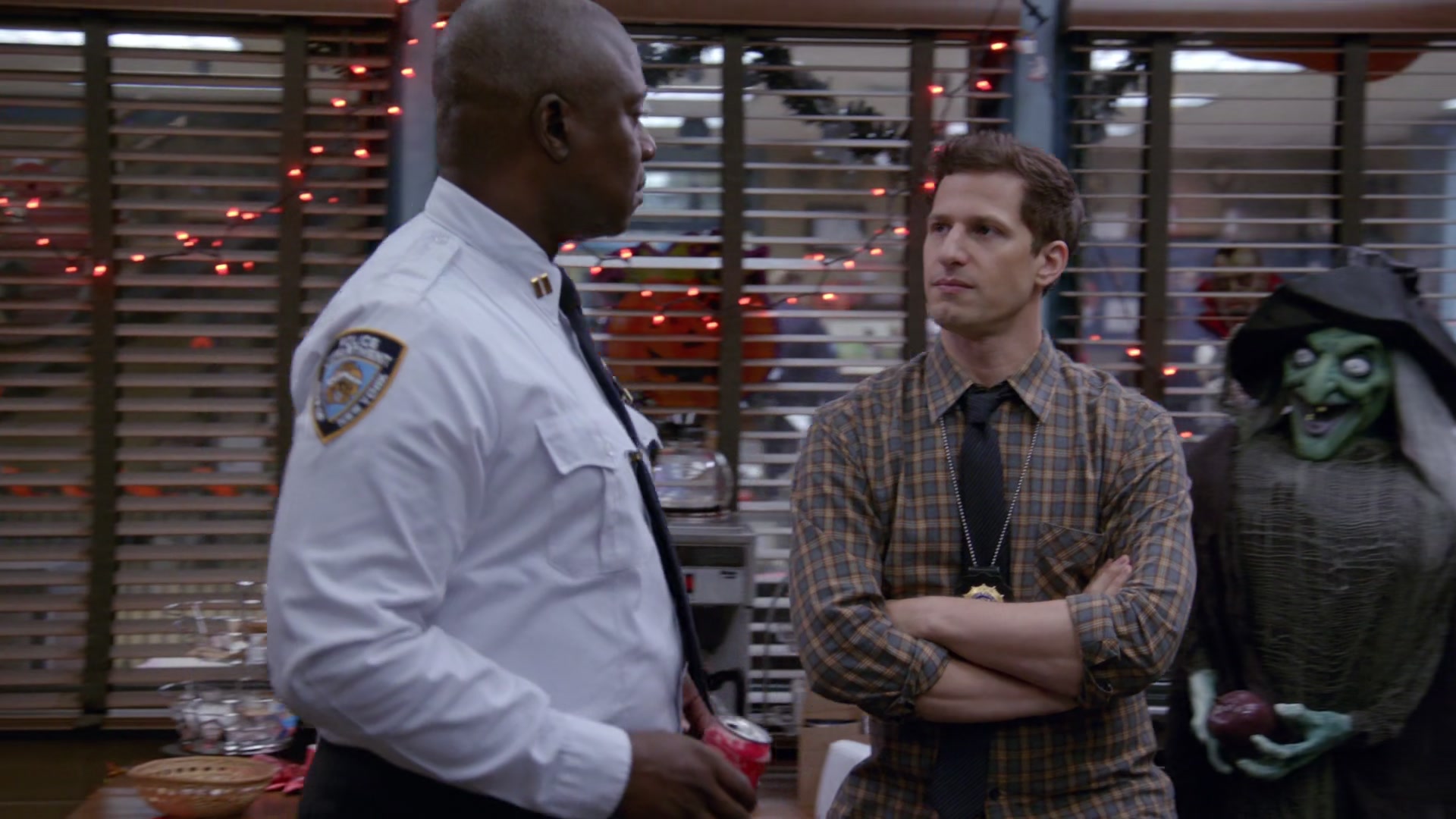 3x05_362.jpg
