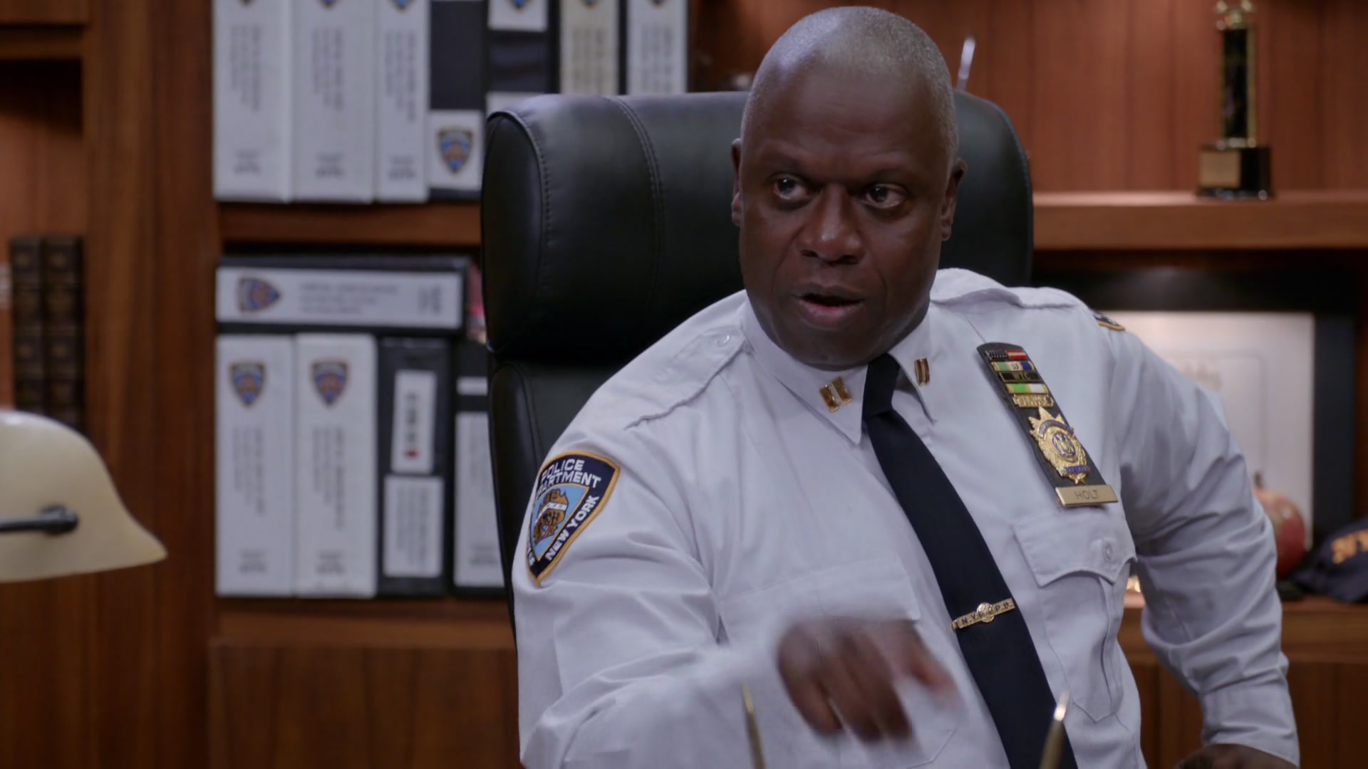 3x05_370.jpg