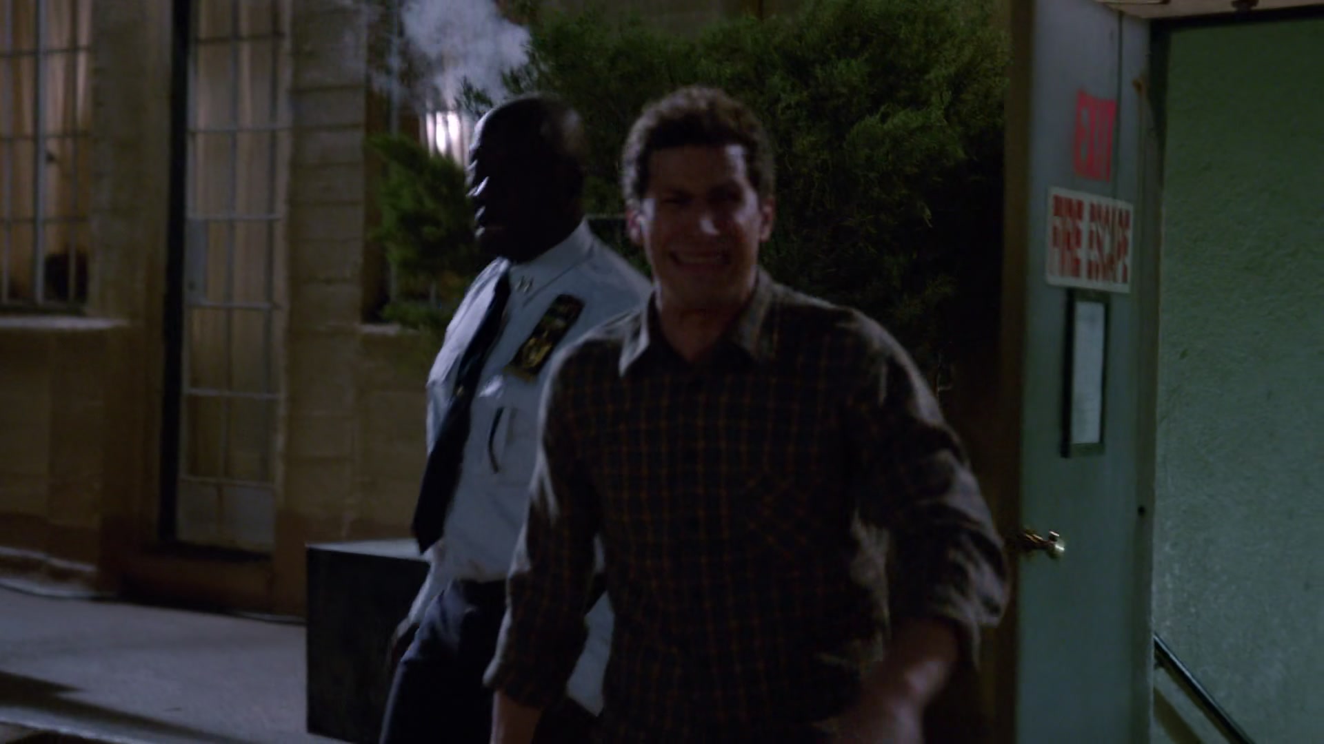 3x05_524.jpg
