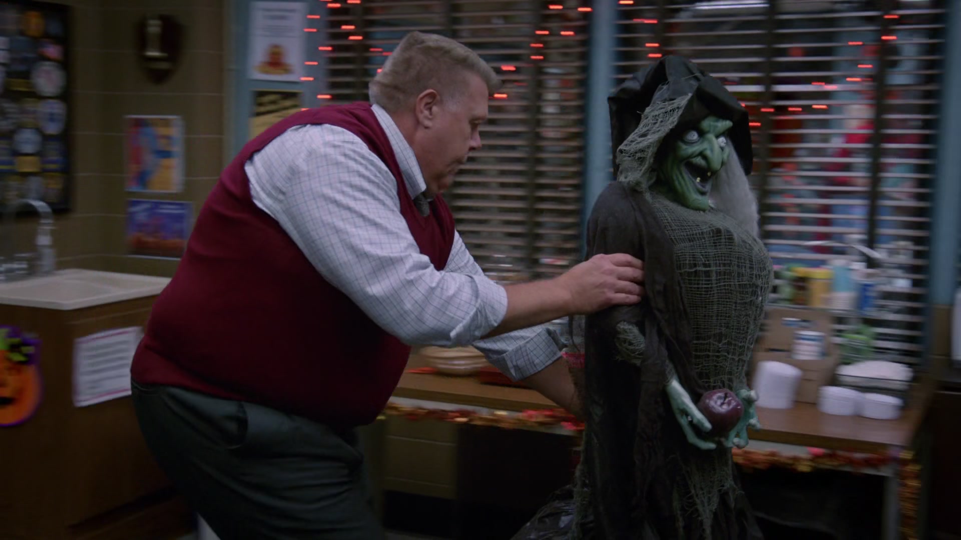 3x05_568.jpg