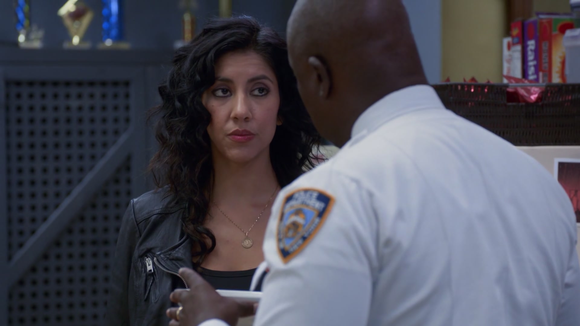 3x06_391.jpg