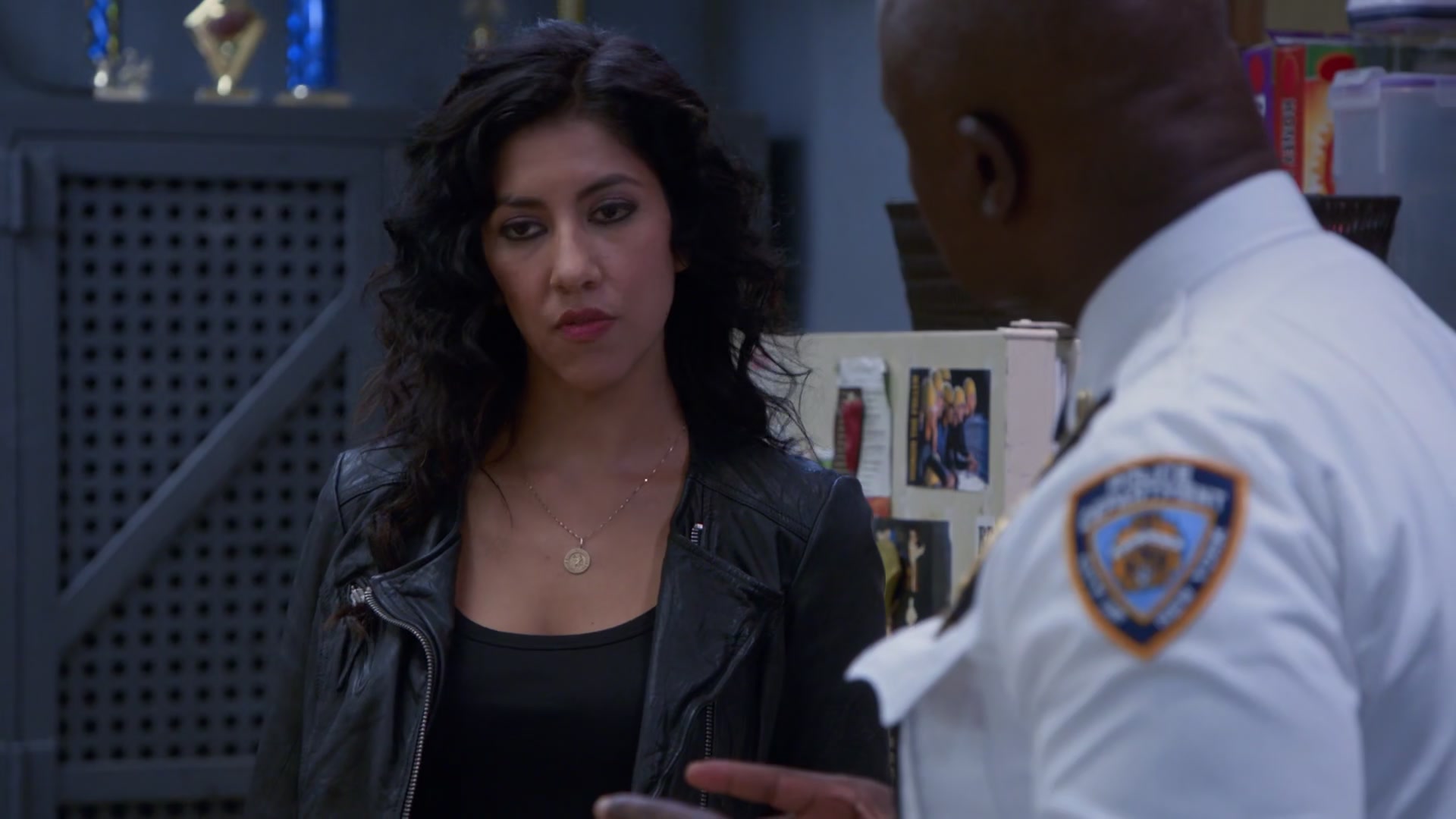 3x06_401.jpg